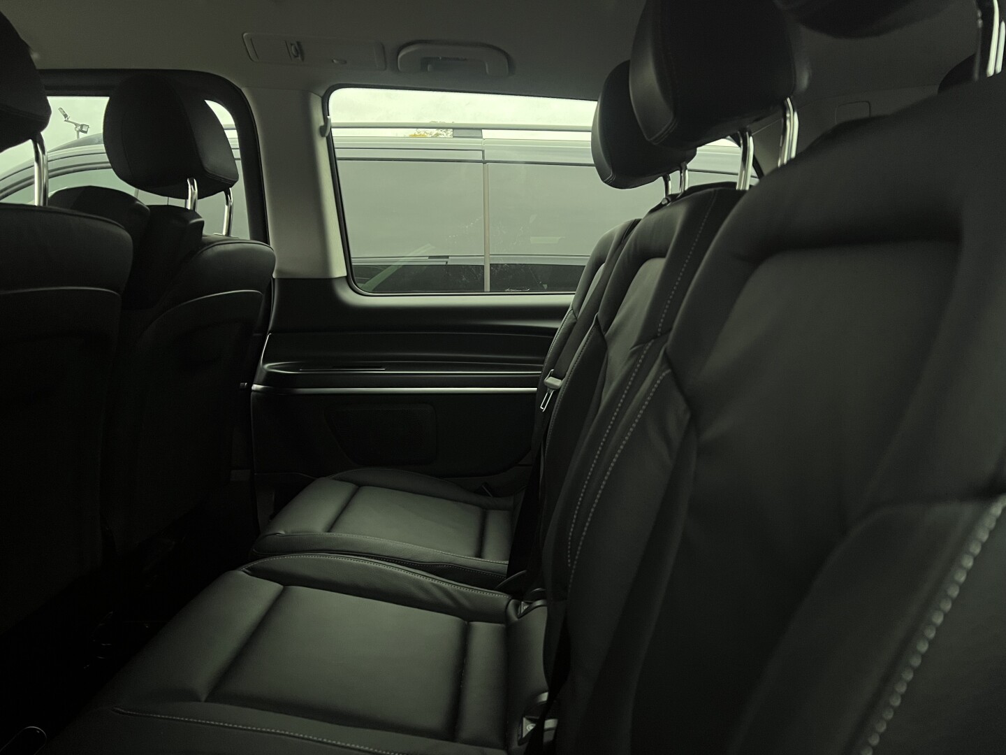 Mercedes-Benz V300d AMG 4Matic Avantgarde Long З Німеччини (129225)