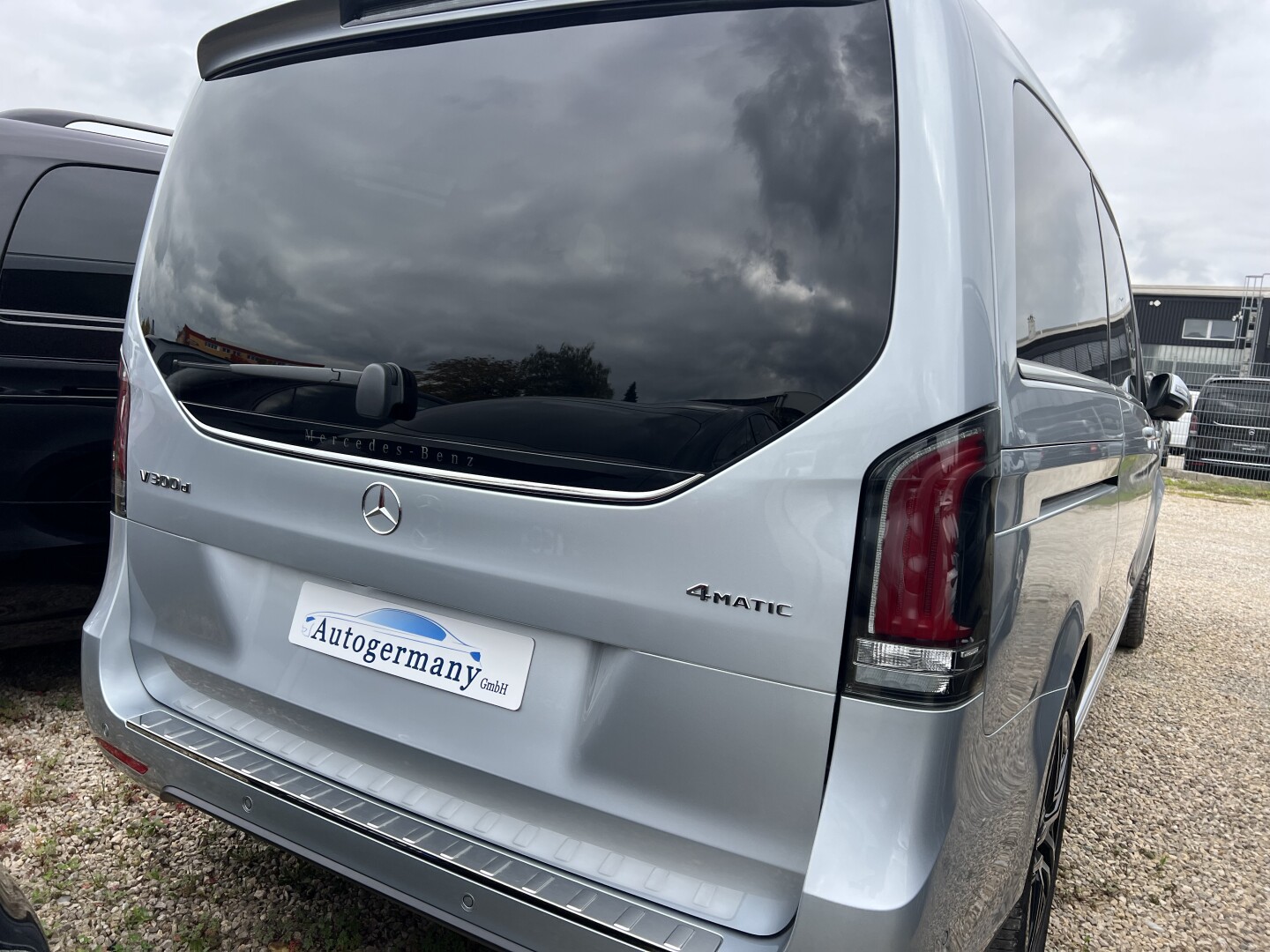 Mercedes-Benz V300d AMG 4Matic Avantgarde Long З Німеччини (129229)