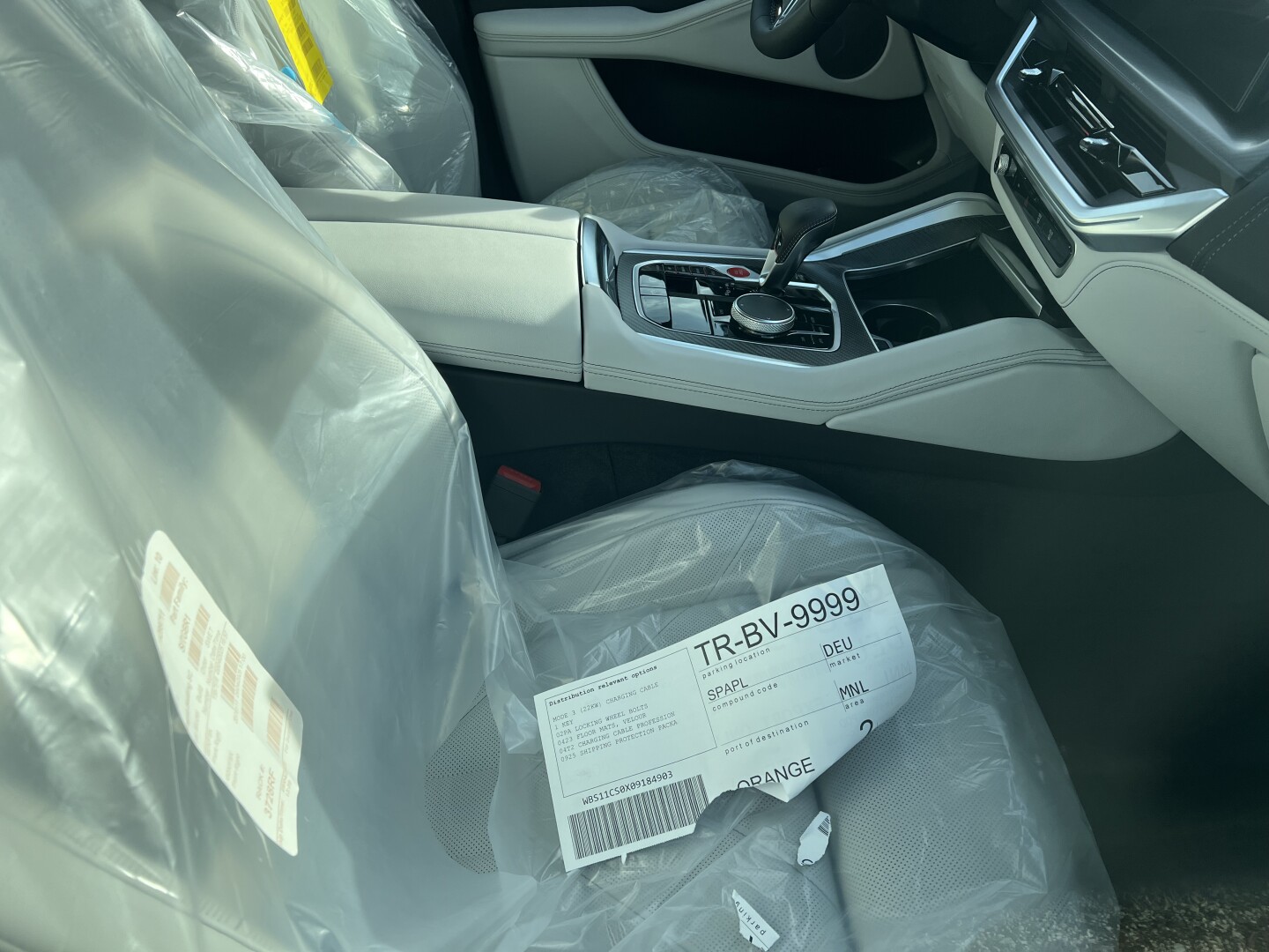 BMW XM 4.4 Hybrid 653PS Individual Black-Paket Из Германии (129273)