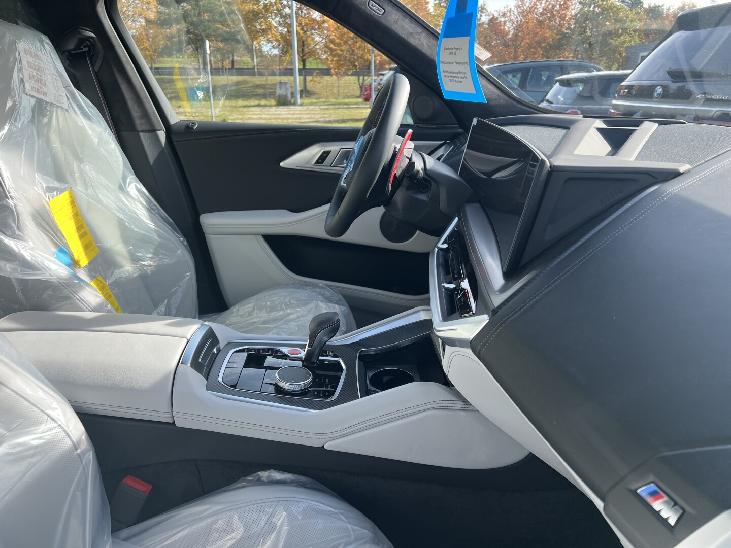 BMW XM 4.4 Hybrid 653PS Individual Black-Paket Из Германии (129274)