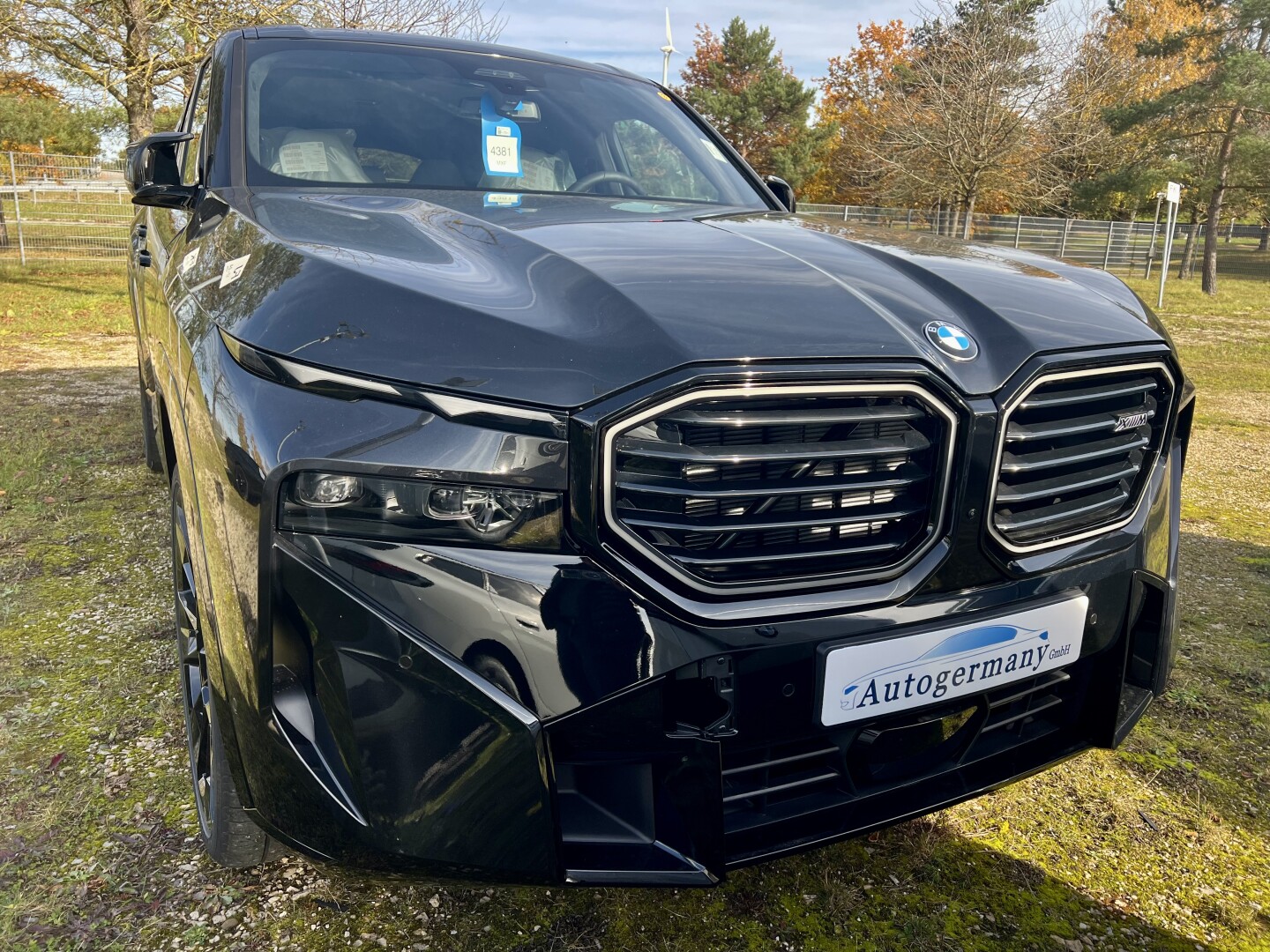 BMW XM 4.4 Hybrid 653PS Individual Black-Paket Из Германии (129296)