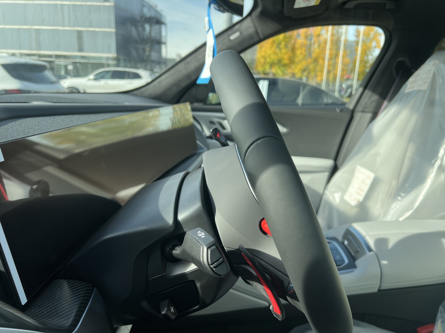 BMW XM 4.4 Hybrid 653PS Individual Black-Paket Из Германии (129286)