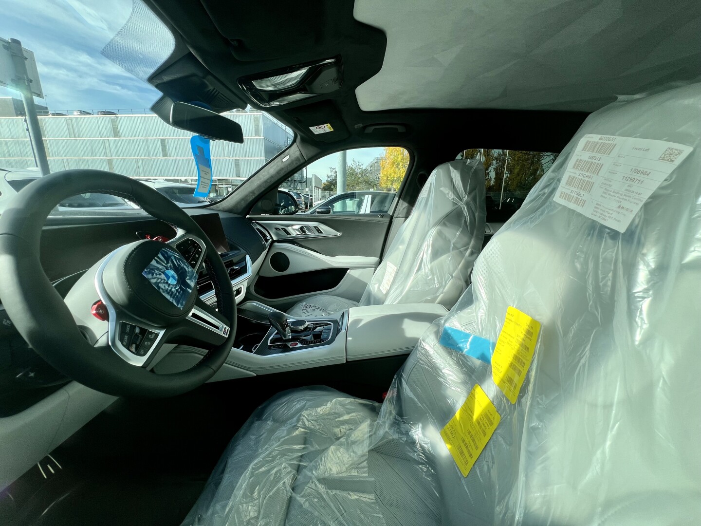 BMW XM 4.4 Hybrid 653PS Individual Black-Paket Из Германии (129285)