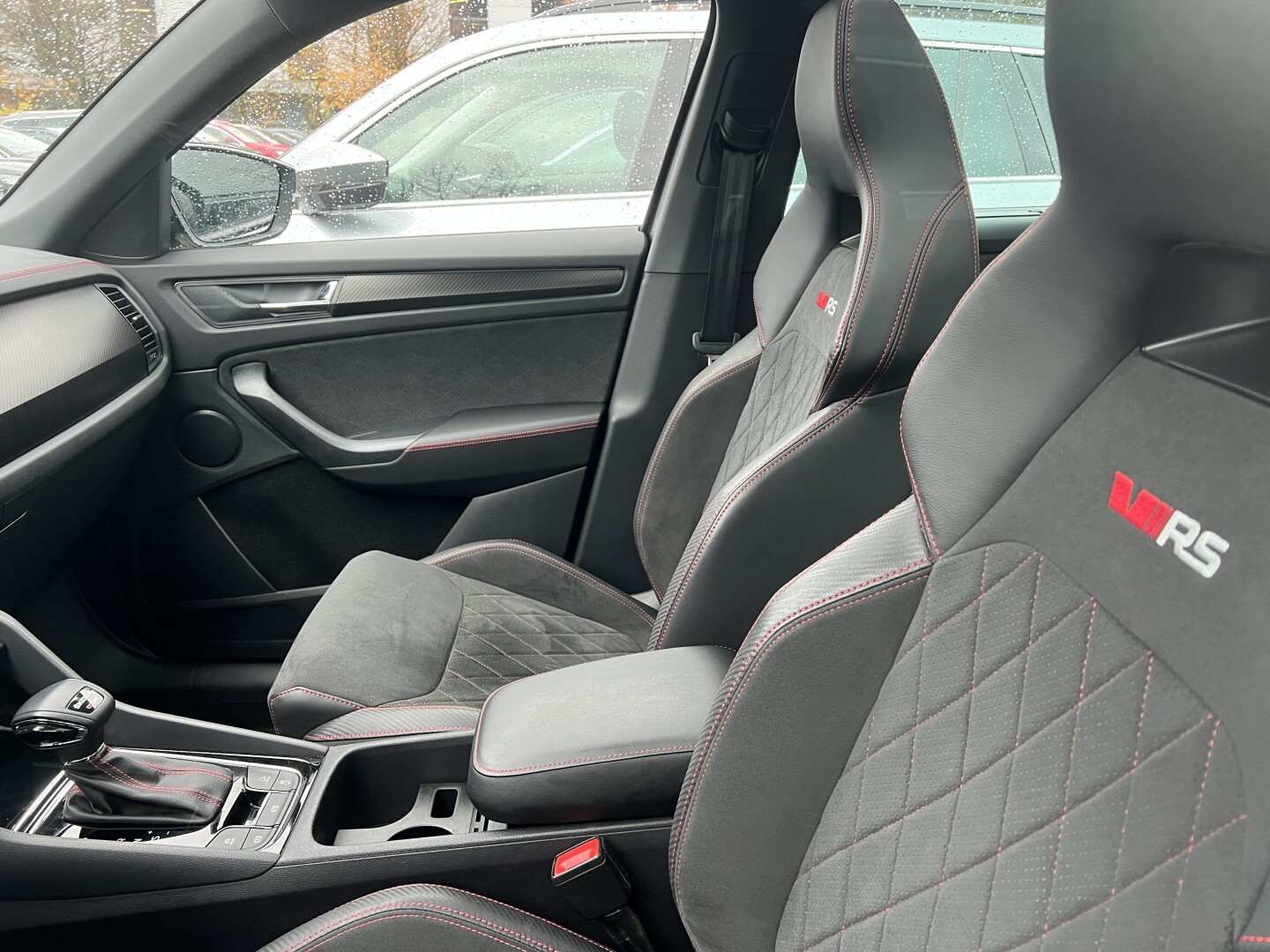 Skoda Kodiaq RS 2.0TSI 4x4 DSG 245PS Black Matrix Из Германии (129303)