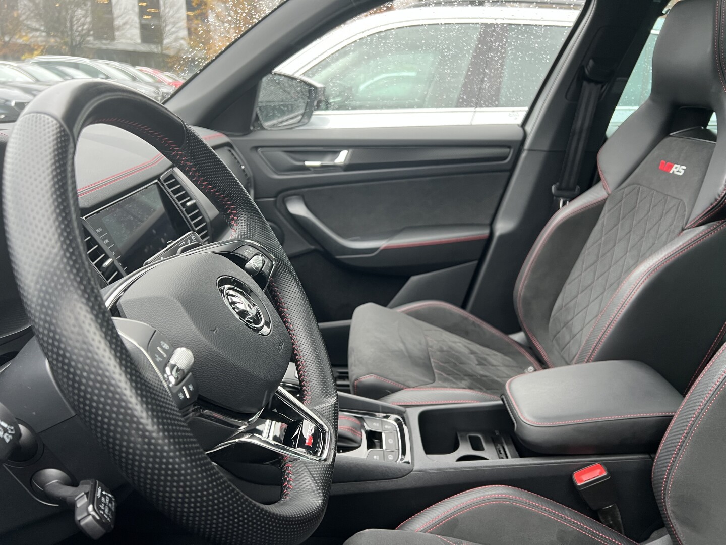 Skoda Kodiaq RS 2.0TSI 4x4 DSG 245PS Black Matrix Из Германии (129302)