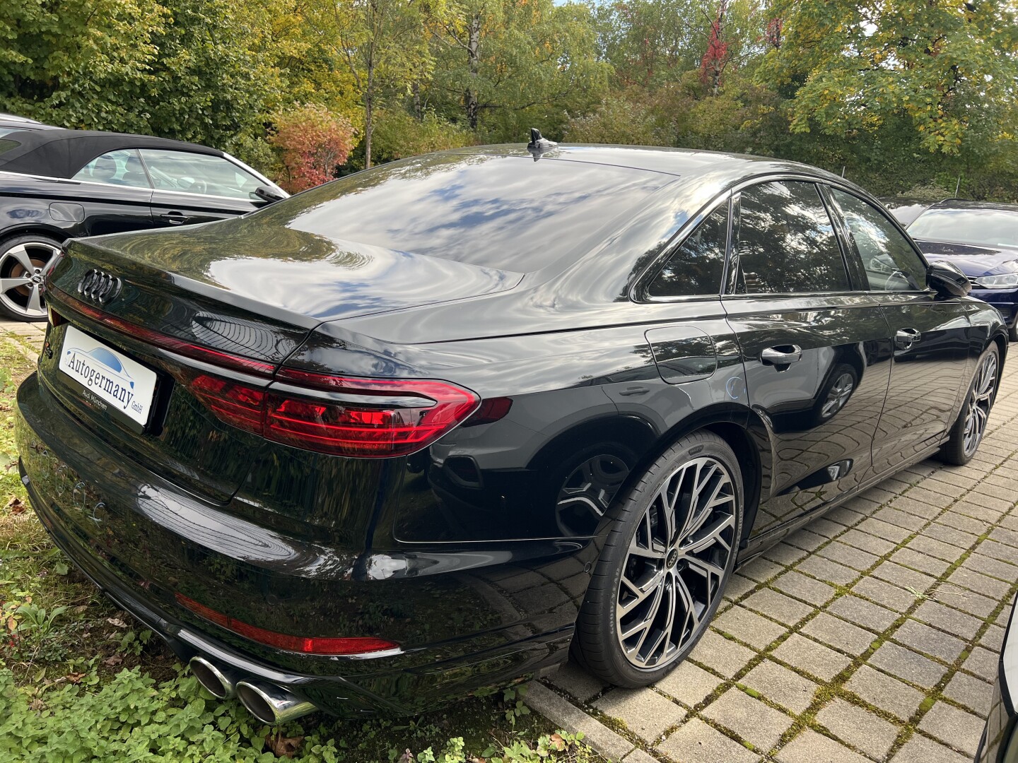 Audi S8 4.0TFSI 571PS Quattro Matrix Black-Paket Из Германии (129380)