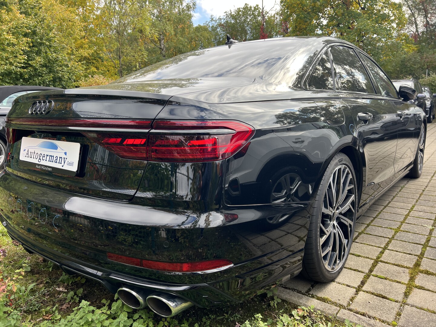 Audi S8 4.0TFSI 571PS Quattro Matrix Black-Paket Из Германии (129379)