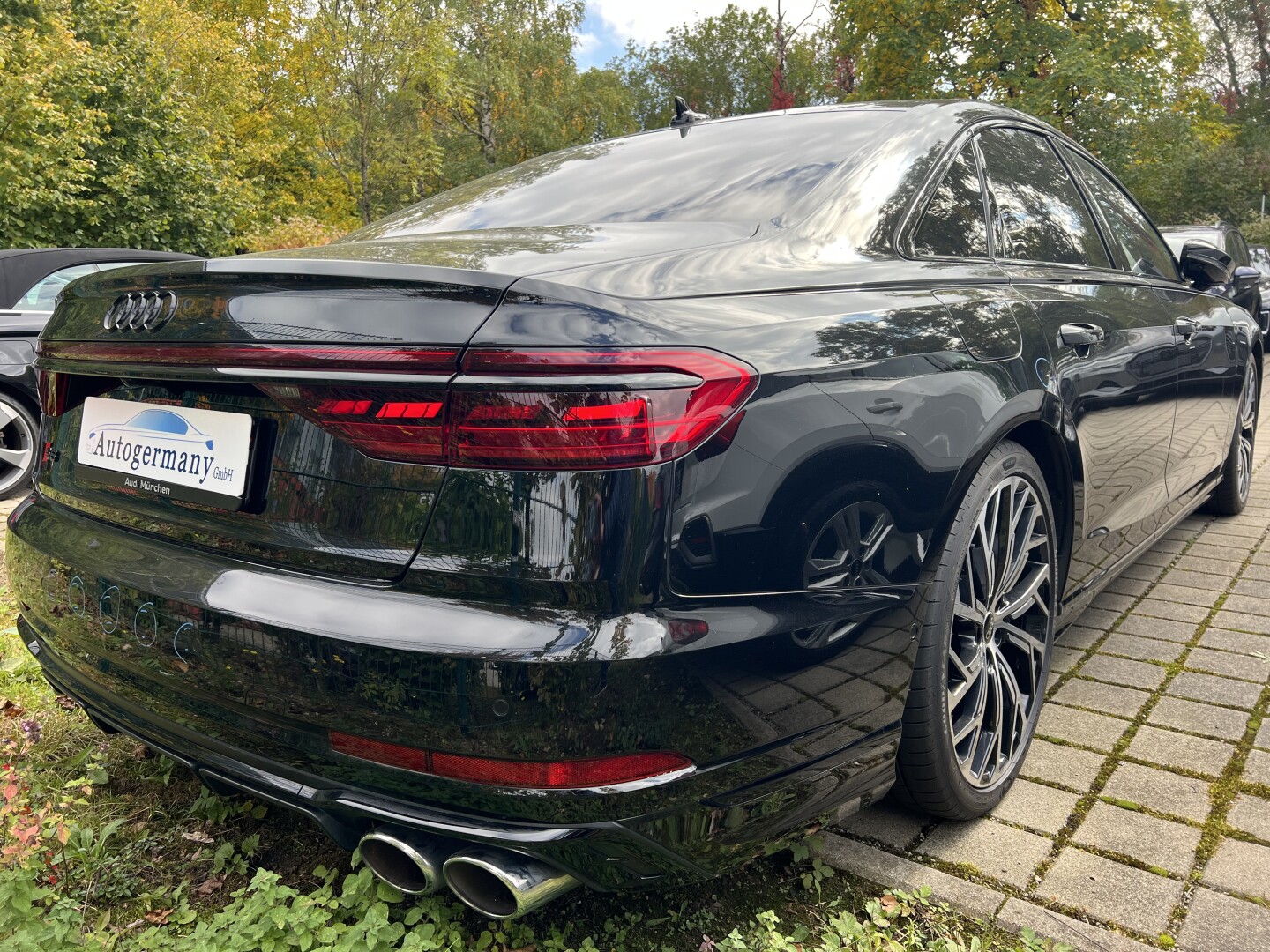 Audi S8 4.0TFSI 571PS Quattro Matrix Black-Paket Из Германии (129378)
