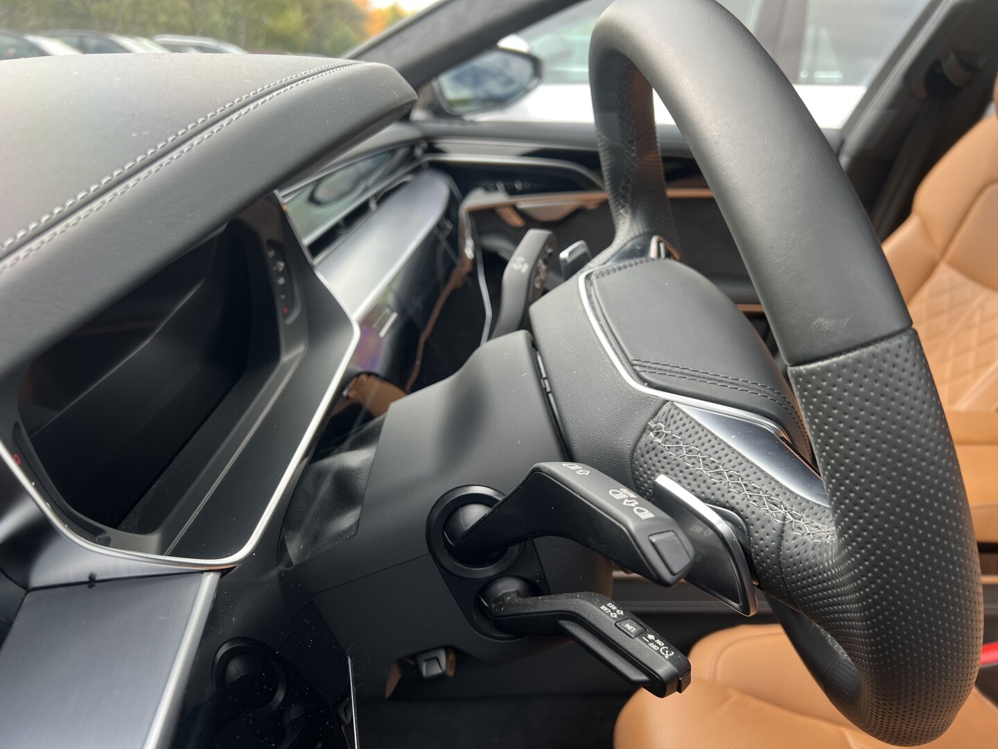 Audi S8 4.0TFSI 571PS Quattro Matrix Black-Paket Из Германии (129383)