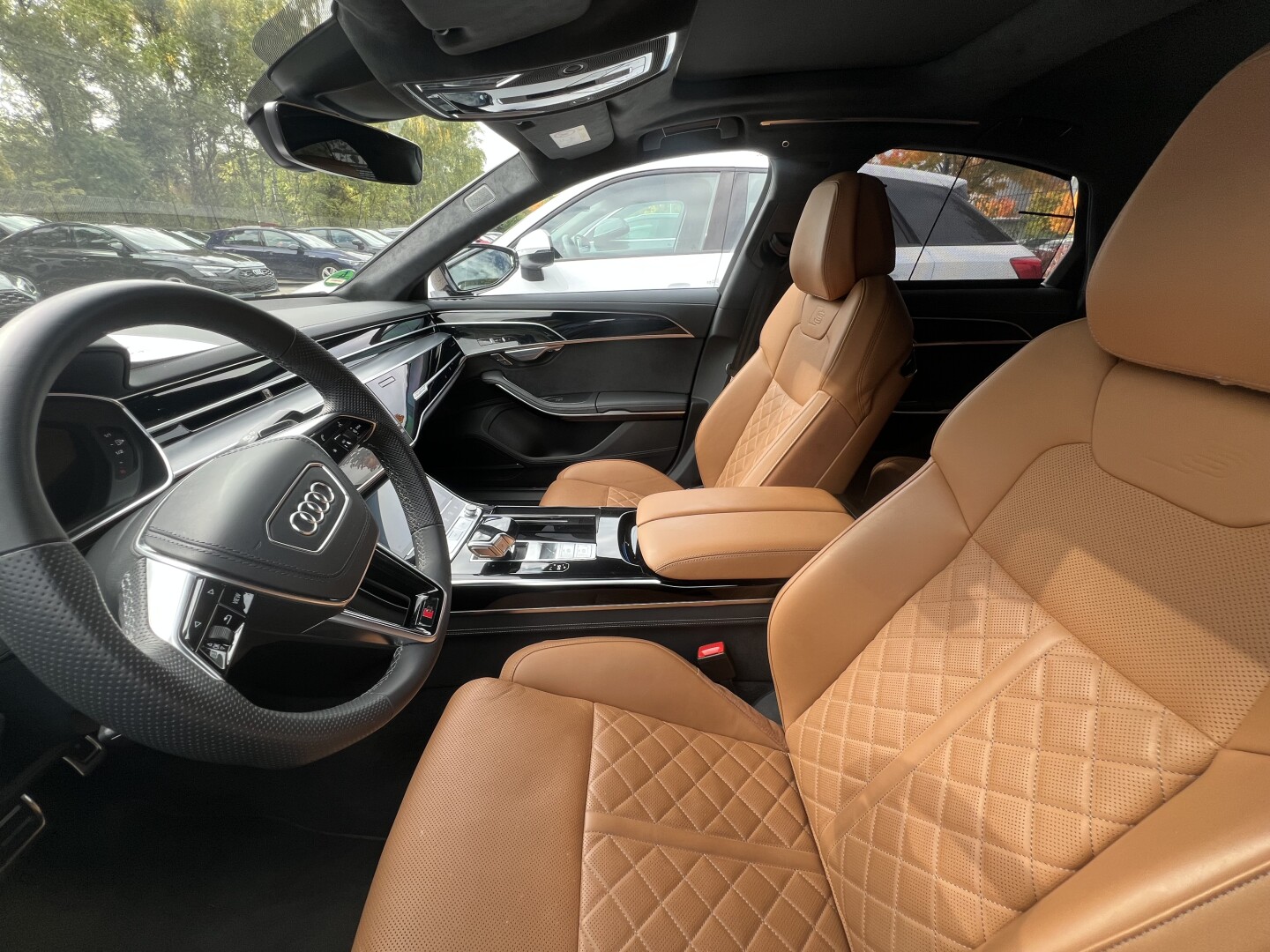 Audi S8 4.0TFSI 571PS Quattro Matrix Black-Paket Из Германии (129384)