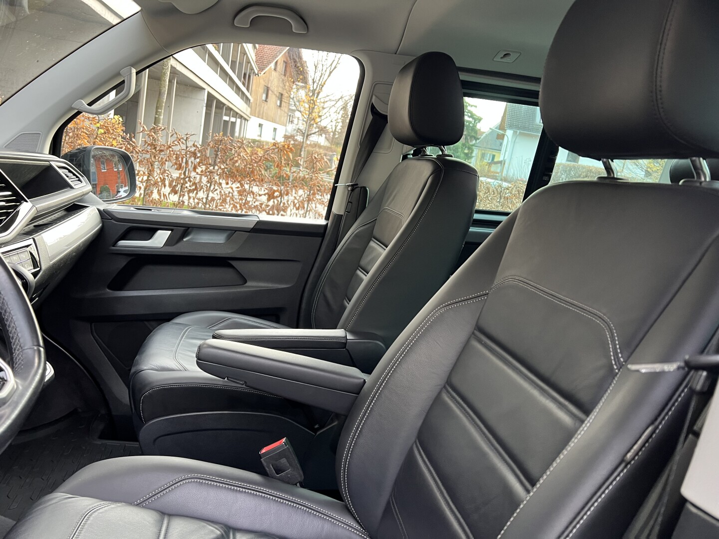 VW T6.1 Multivan 2.0TDI 204PS 4Motion DSG Highline LED Из Германии (129440)