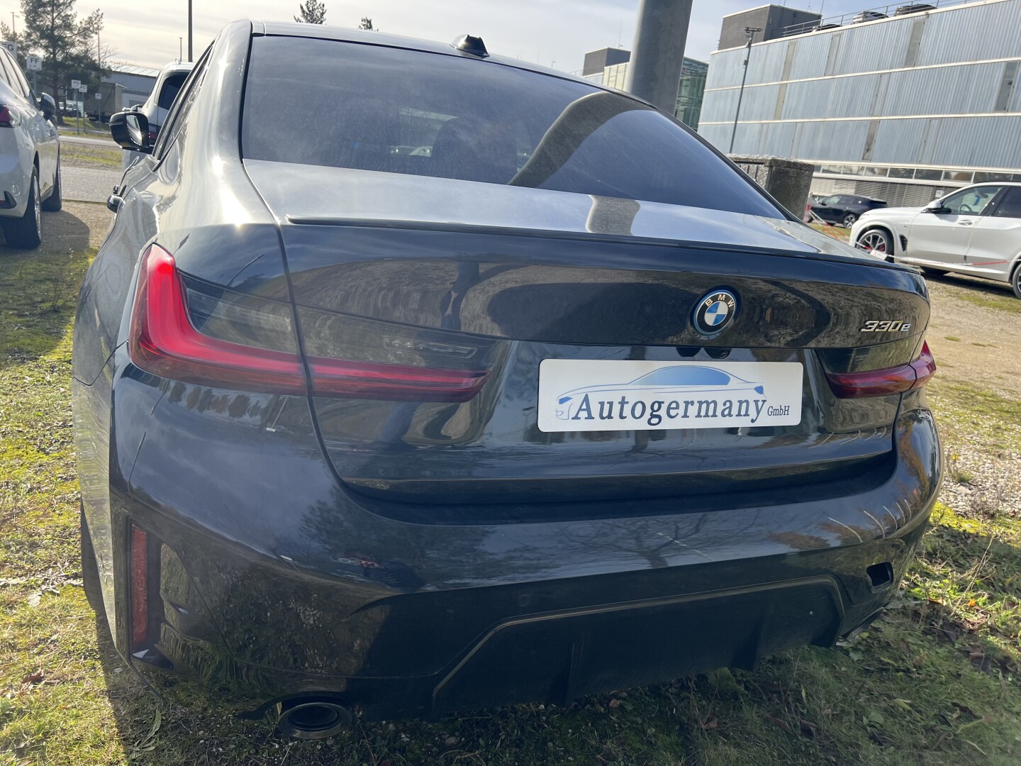 BMW 330e xDrive 292PS Hybrid M-Sport Black Paket Aus Deutschland (129562)