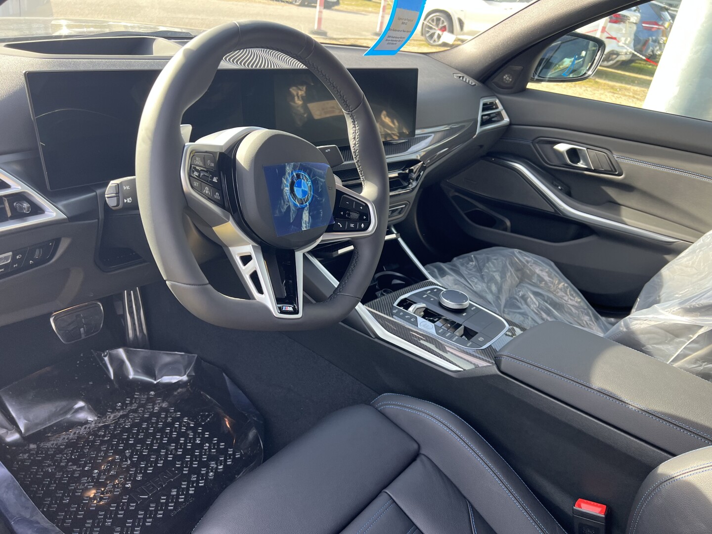 BMW 330e xDrive 292PS Hybrid M-Sport Black Paket Aus Deutschland (129547)