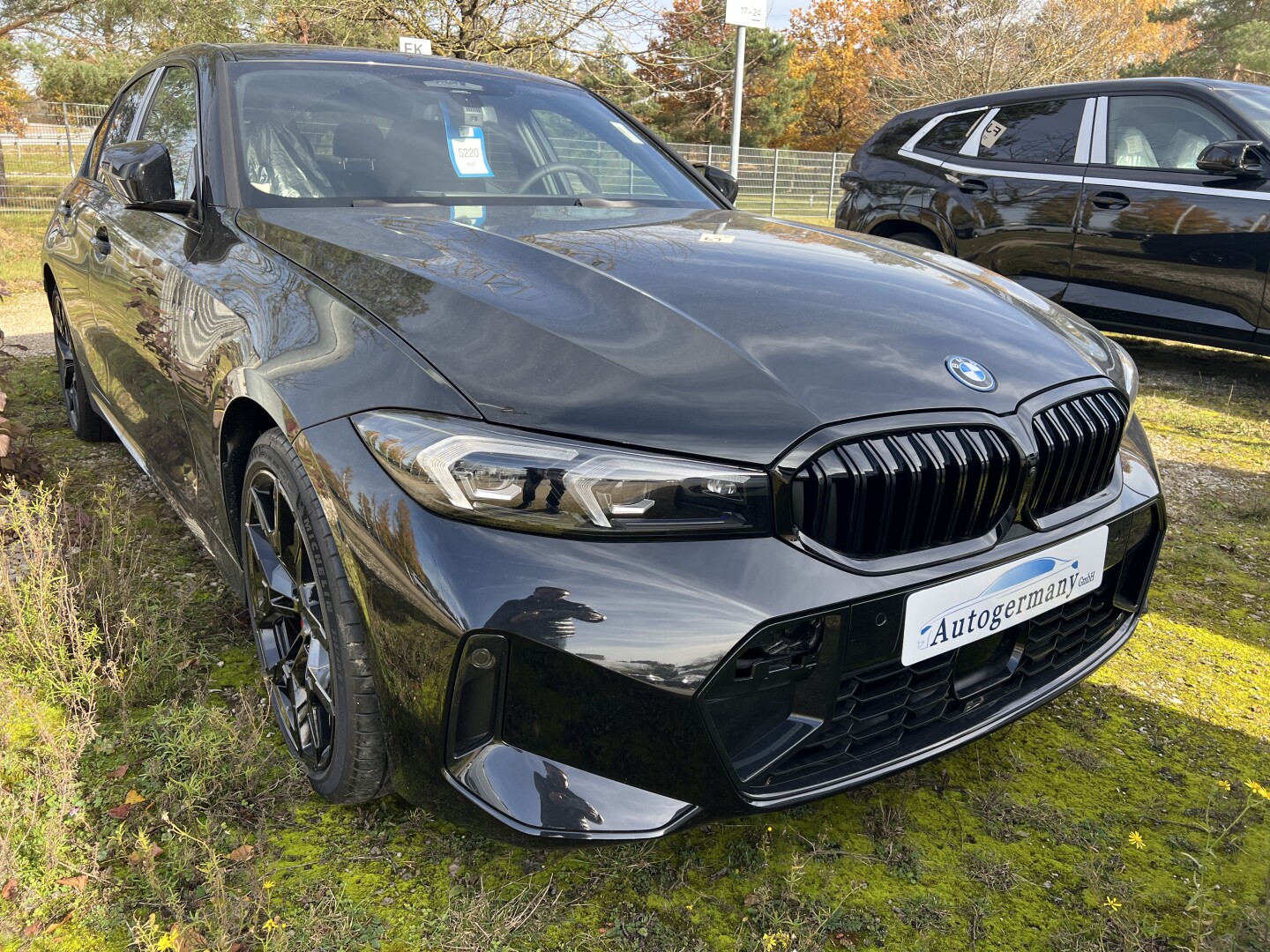 BMW 330e xDrive 292PS Hybrid M-Sport Black Paket Aus Deutschland (129578)