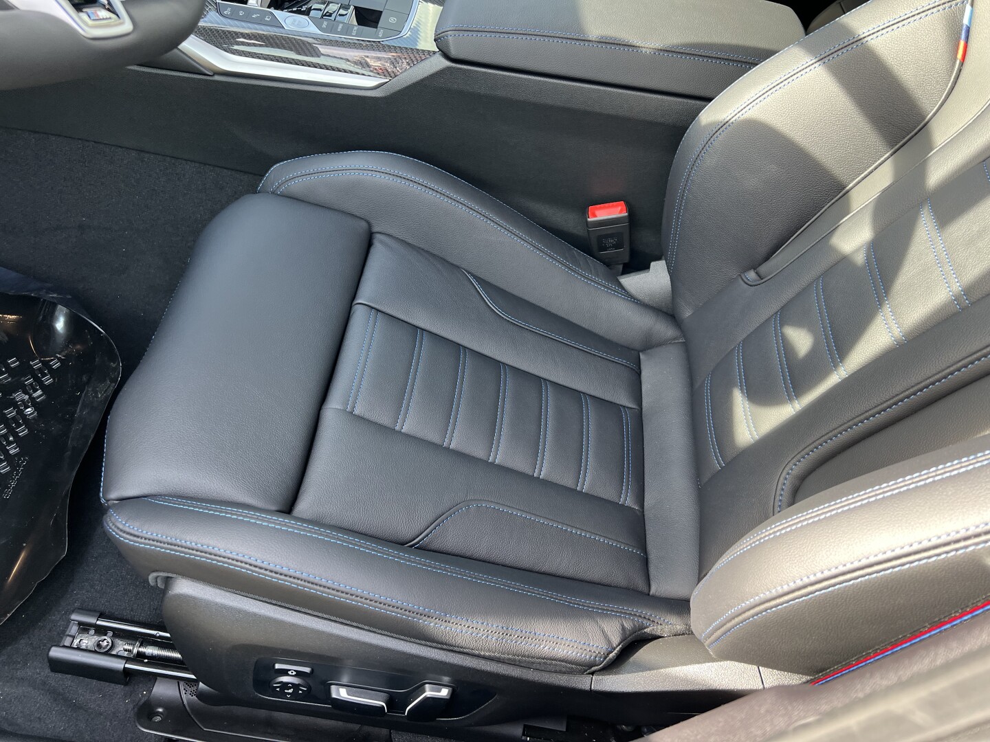 BMW 330e xDrive 292PS Hybrid M-Sport Black Paket Aus Deutschland (129546)