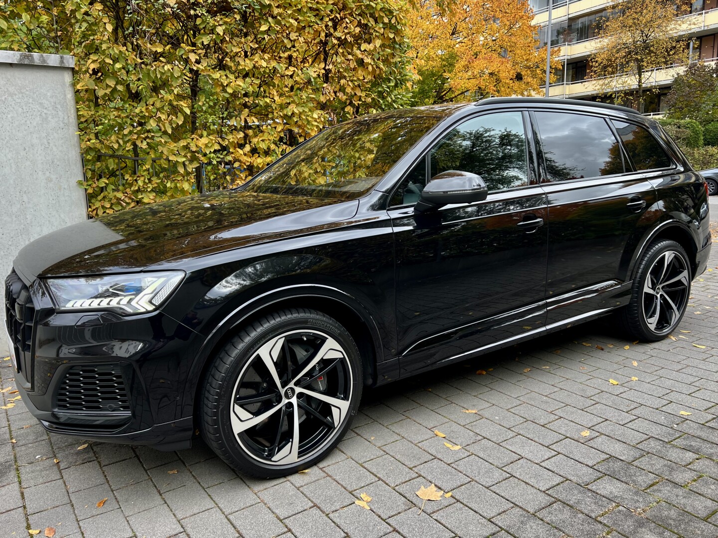 Audi SQ7 4.0TDI 435PS Black-Paket Ceramic-Brakes Matrix Aus Deutschland (129629)