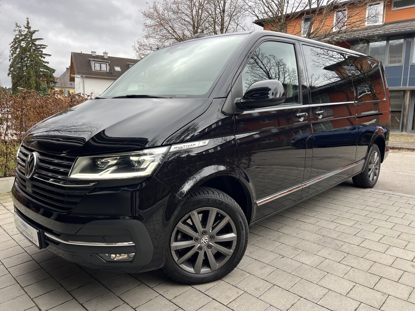 VW Multivan 2.0TDI Lang 4Motion DSG Highline LED From Germany (129643)