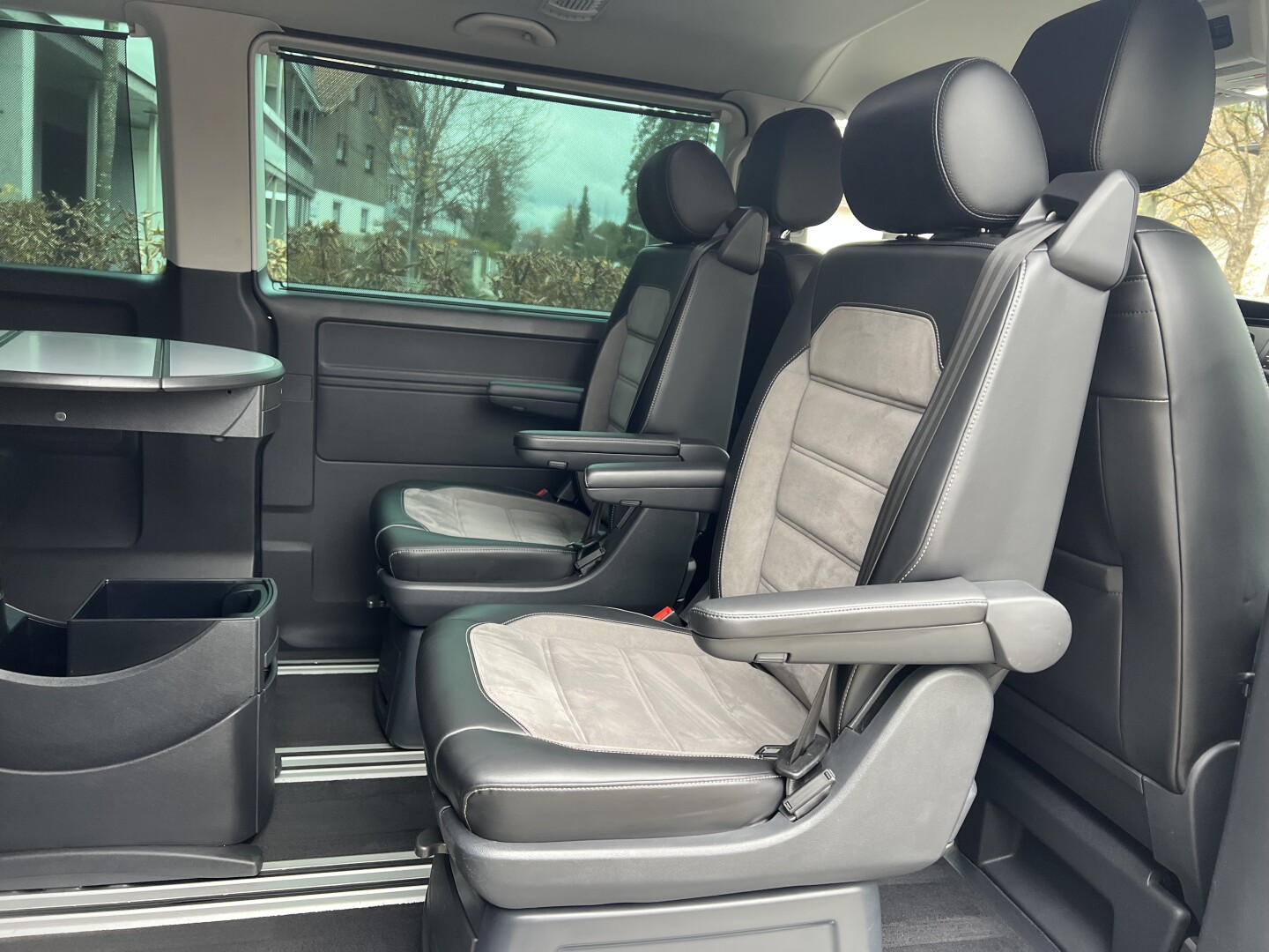 VW Multivan 2.0TDI Lang 4Motion DSG Highline LED From Germany (129664)