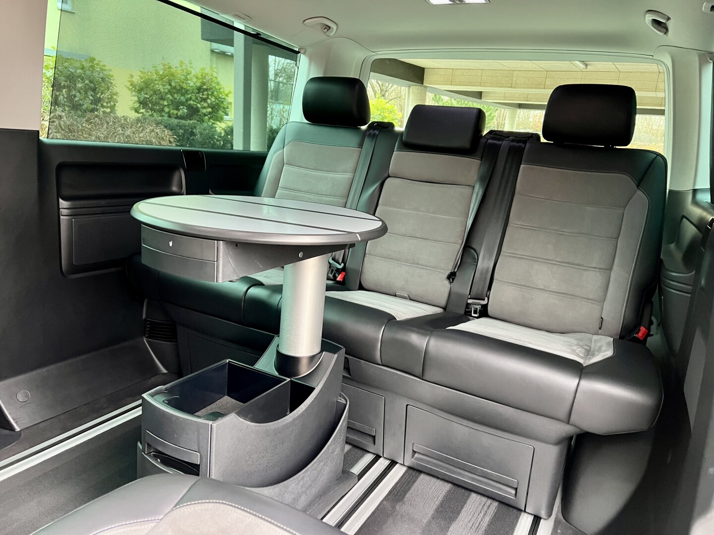 VW Multivan 2.0TDI Lang 4Motion DSG Highline LED From Germany (129655)