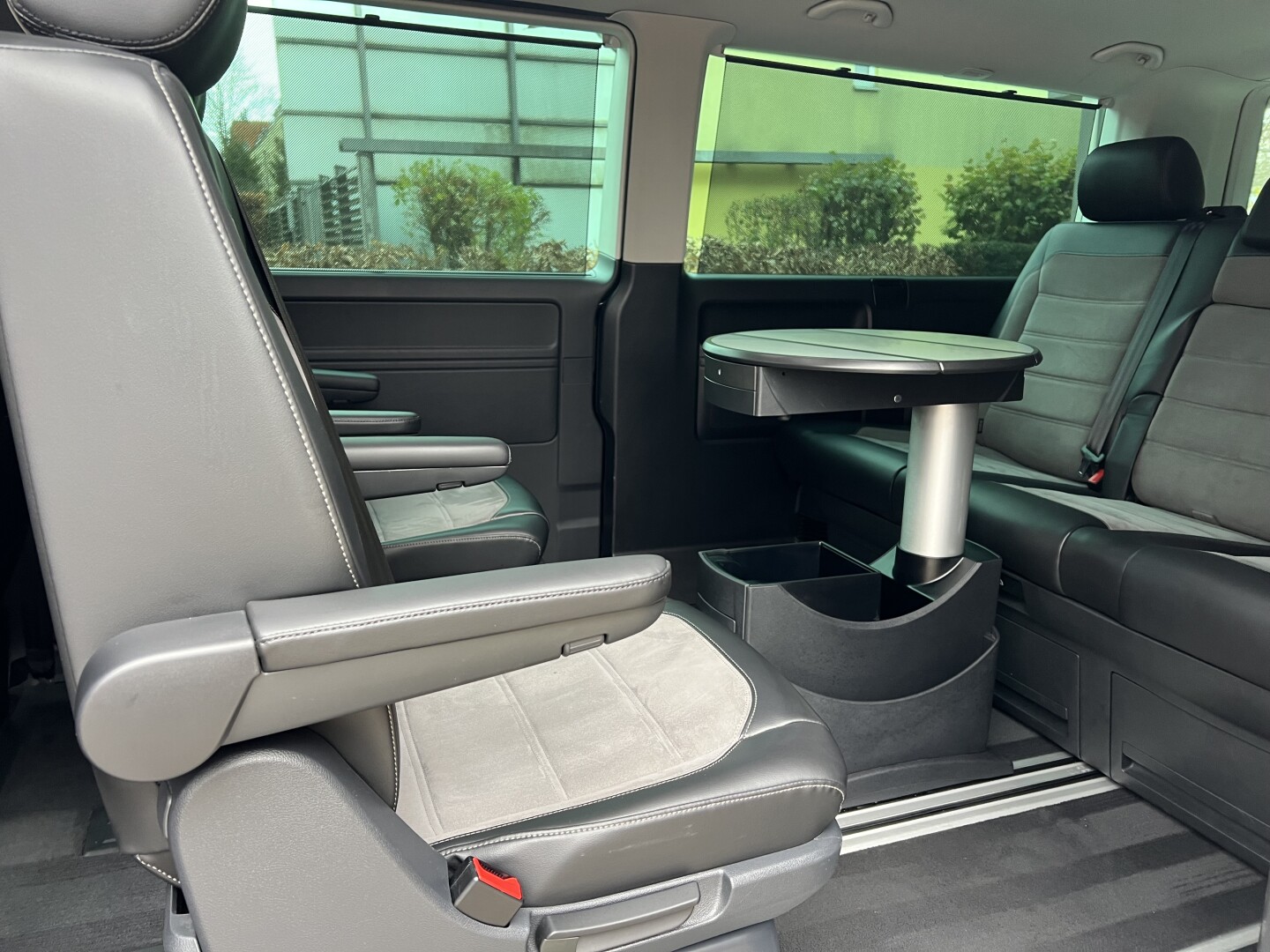 VW Multivan 2.0TDI Lang 4Motion DSG Highline LED From Germany (129656)