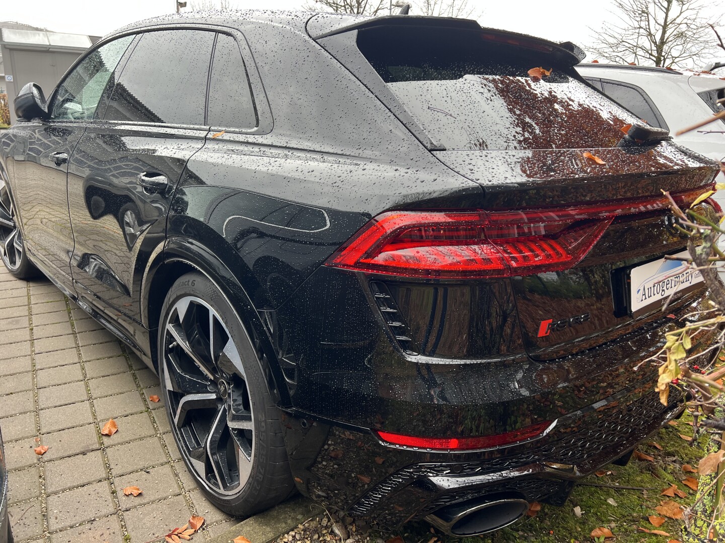 Audi RSQ8 4.0TFSI 600PS Black-Paket Individual З Німеччини (129951)