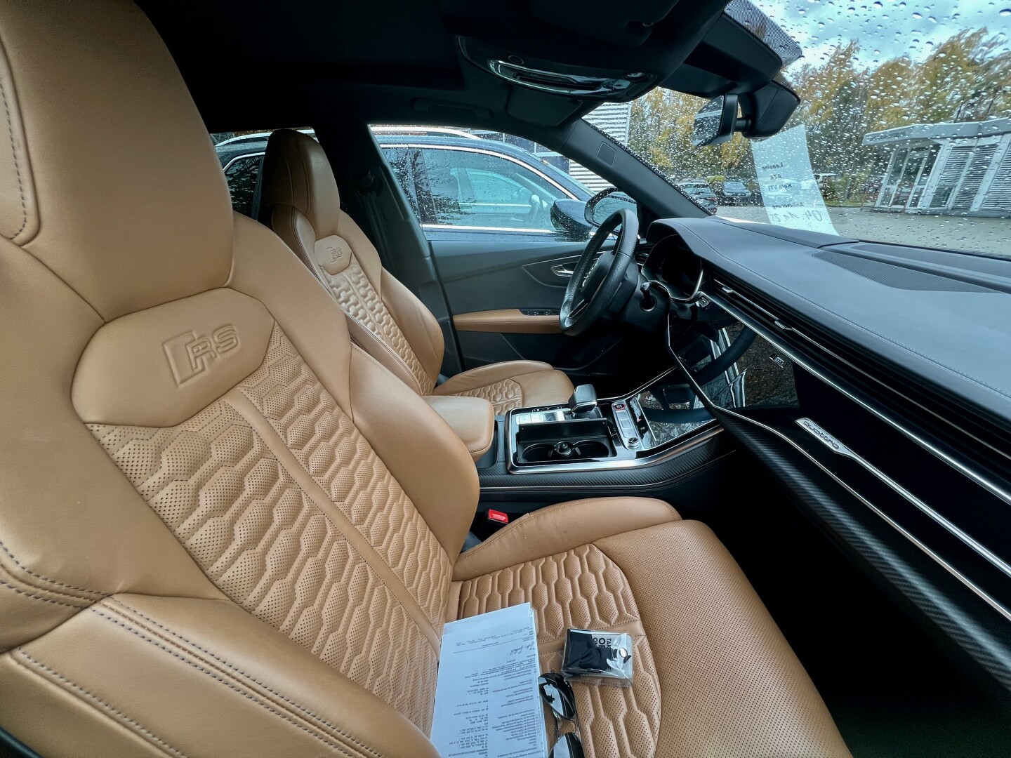 Audi RSQ8 4.0TFSI 600PS Black-Paket Individual З Німеччини (129947)