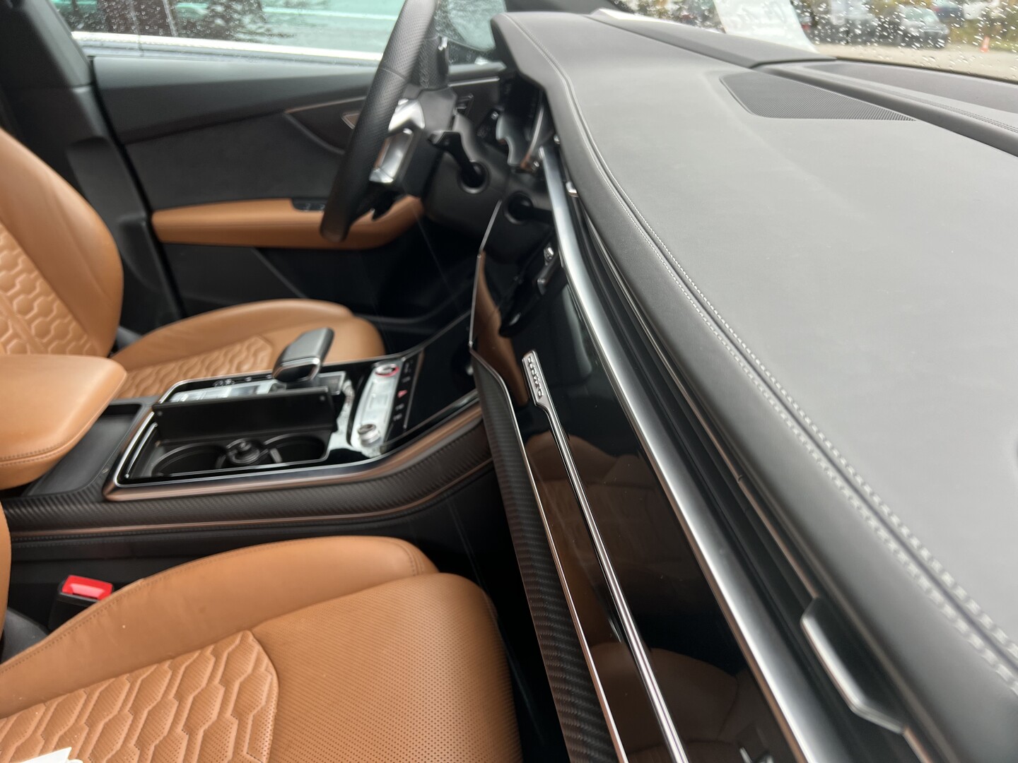 Audi RSQ8 4.0TFSI 600PS Black-Paket Individual З Німеччини (129944)