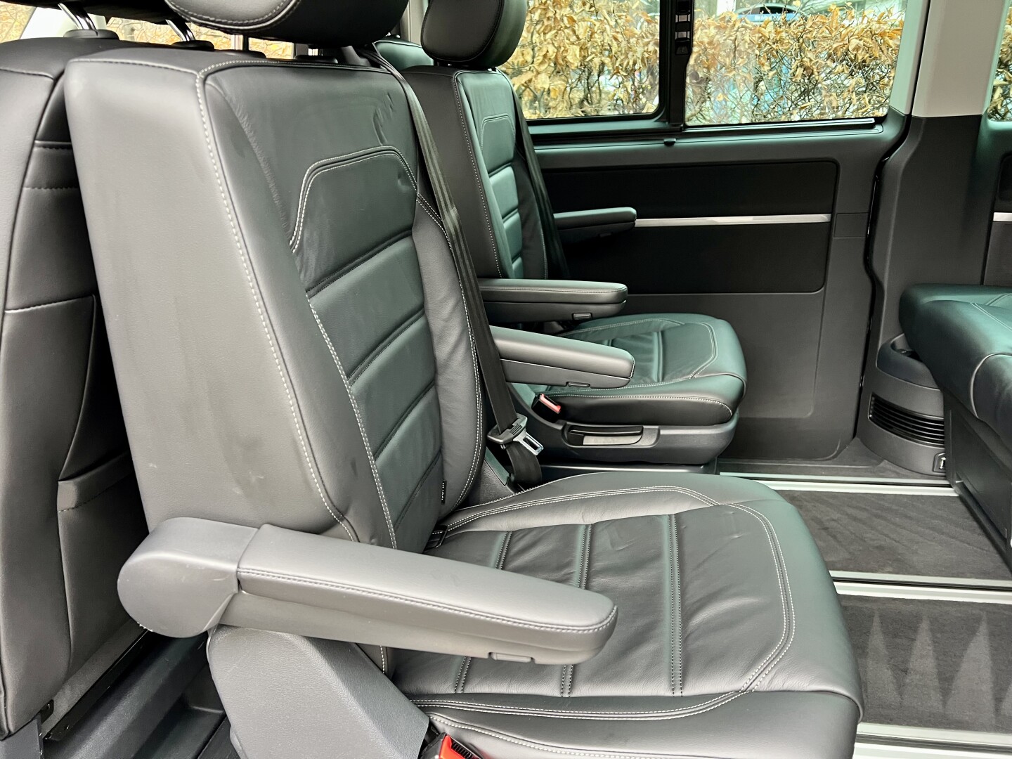 VW Multivan 2.0TDI 4Motion Generation-Six DSG LED З Німеччини (130007)