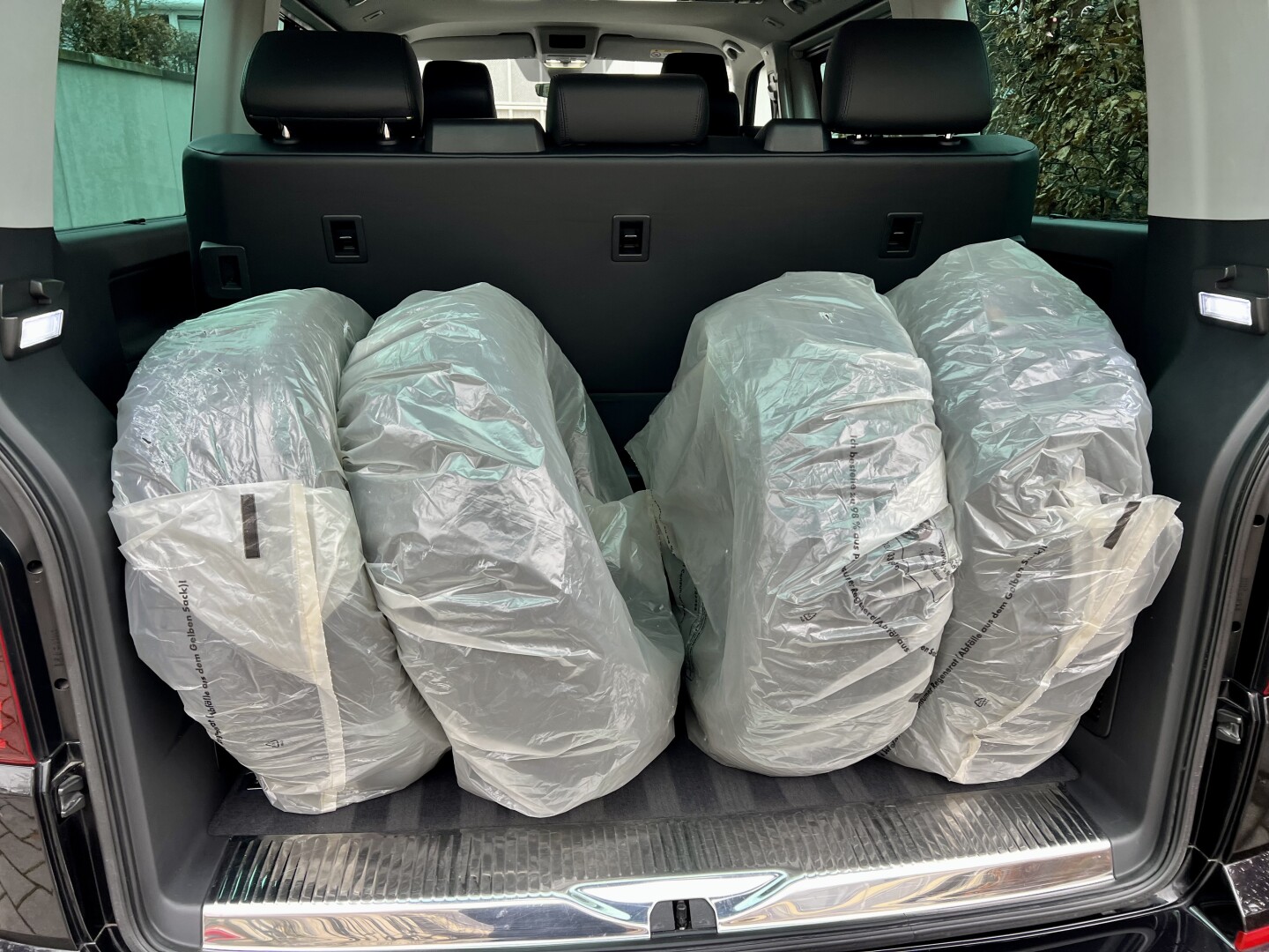 VW Multivan 2.0TDI 4Motion Generation-Six DSG LED З Німеччини (130025)