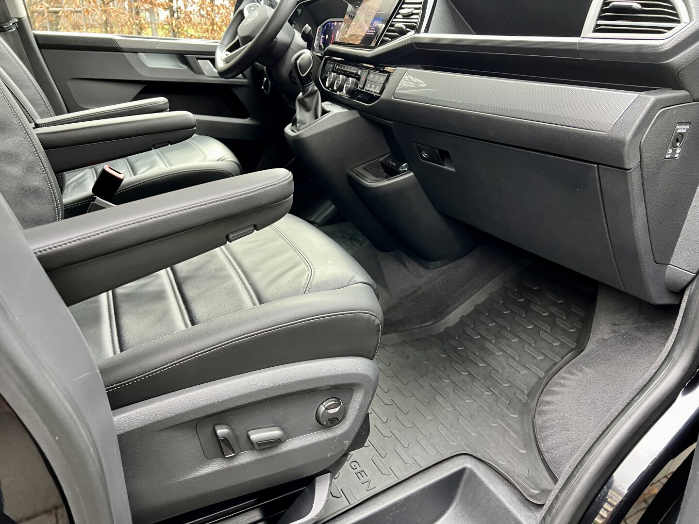 VW Multivan 2.0TDI 4Motion Generation-Six DSG LED З Німеччини (130012)