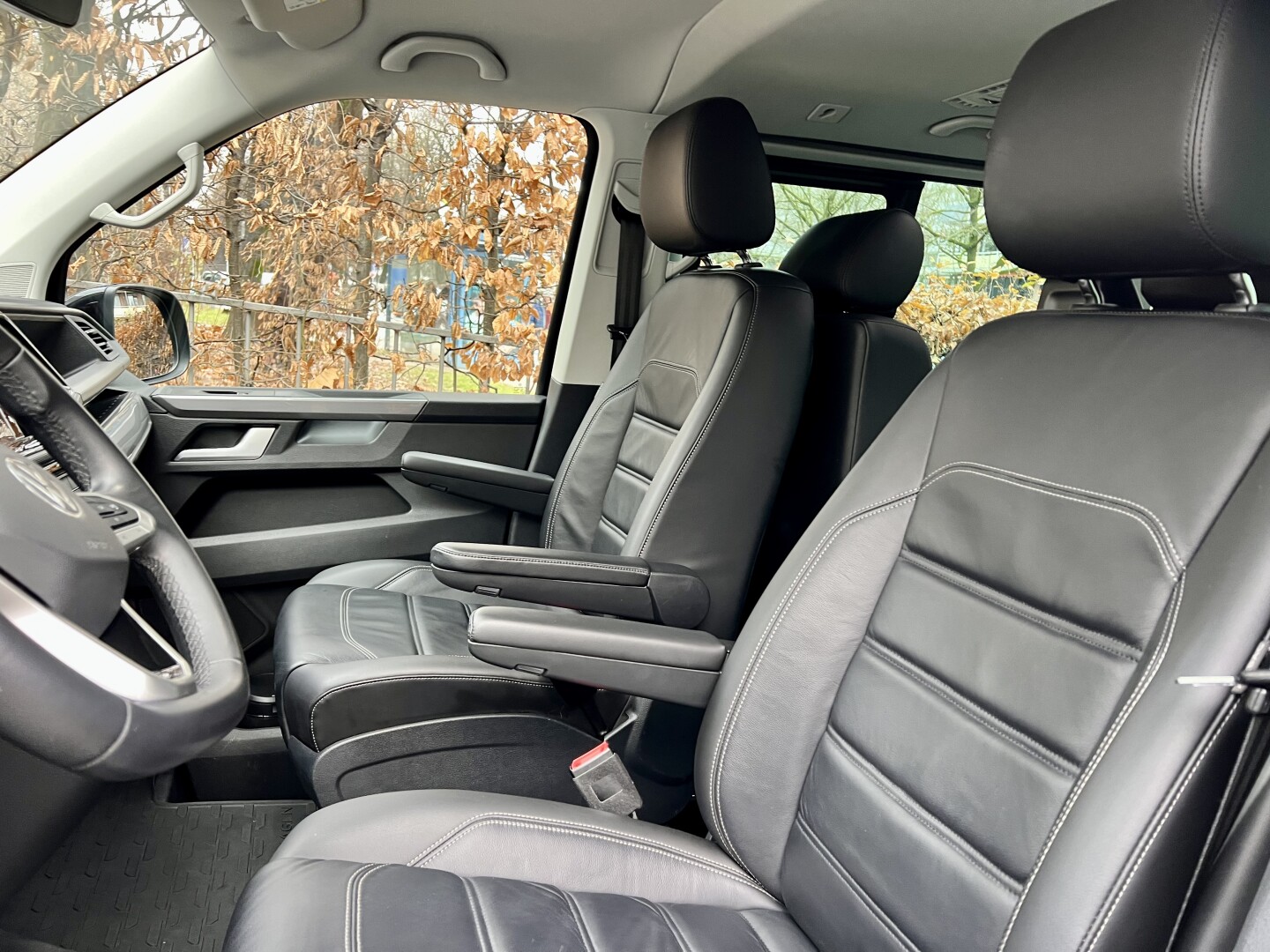 VW Multivan 2.0TDI 4Motion Generation-Six DSG LED З Німеччини (129997)