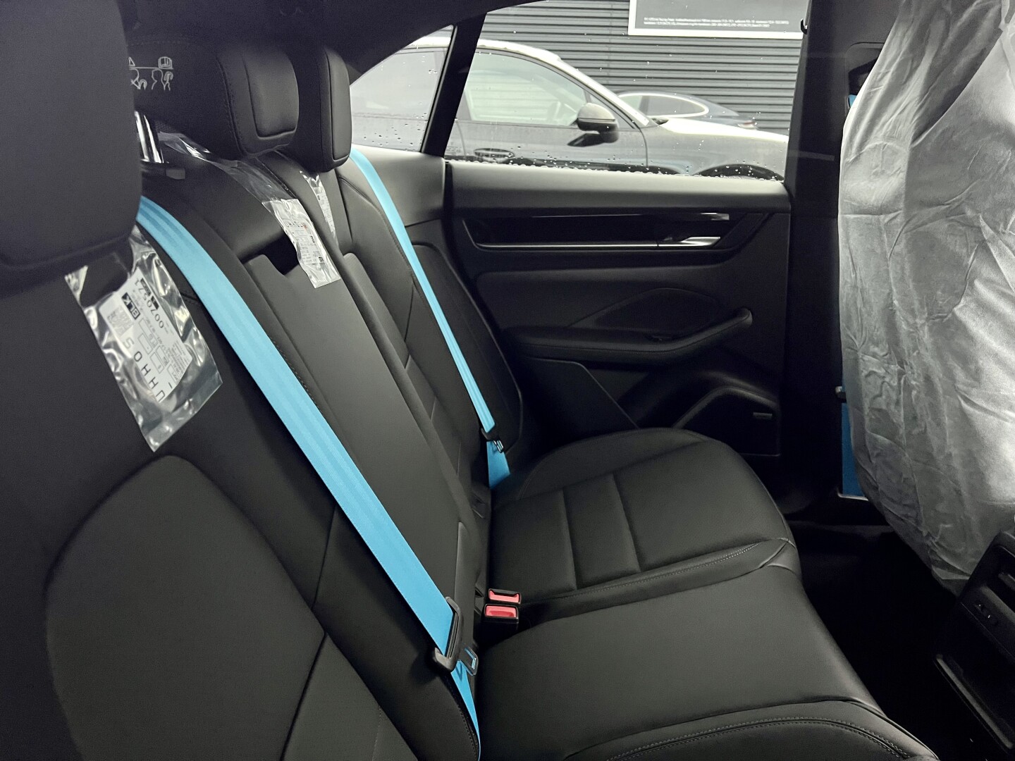 Porsche Macan 4S InnoDrive 517PS LED-Matrix З Німеччини (130103)