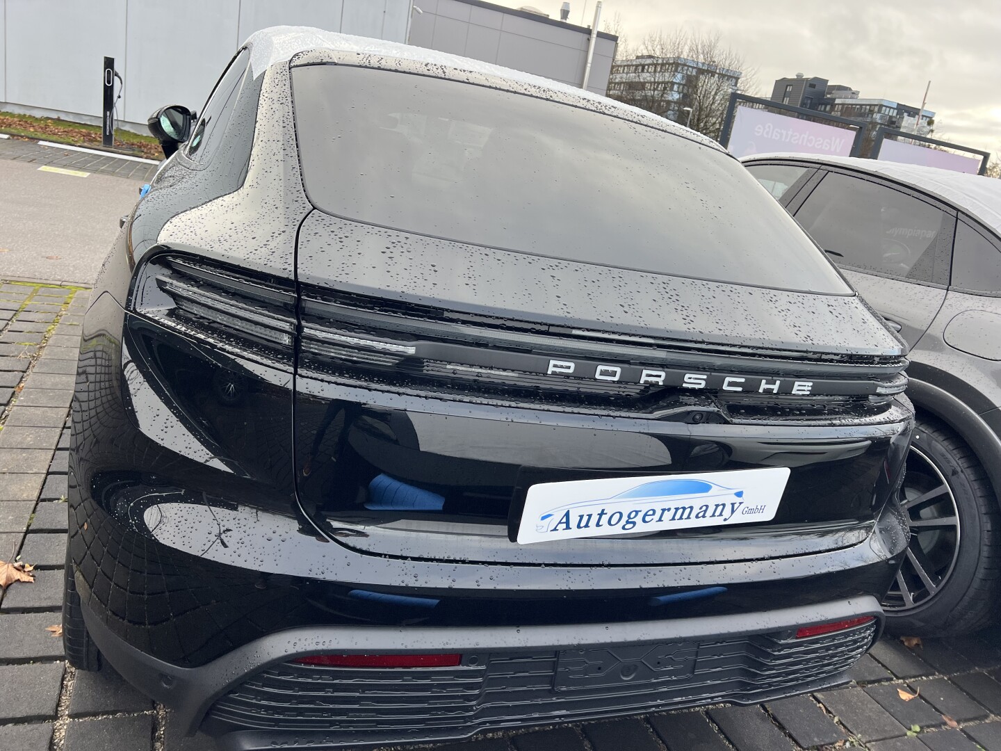 Porsche Macan 4S InnoDrive 517PS LED-Matrix З Німеччини (130100)