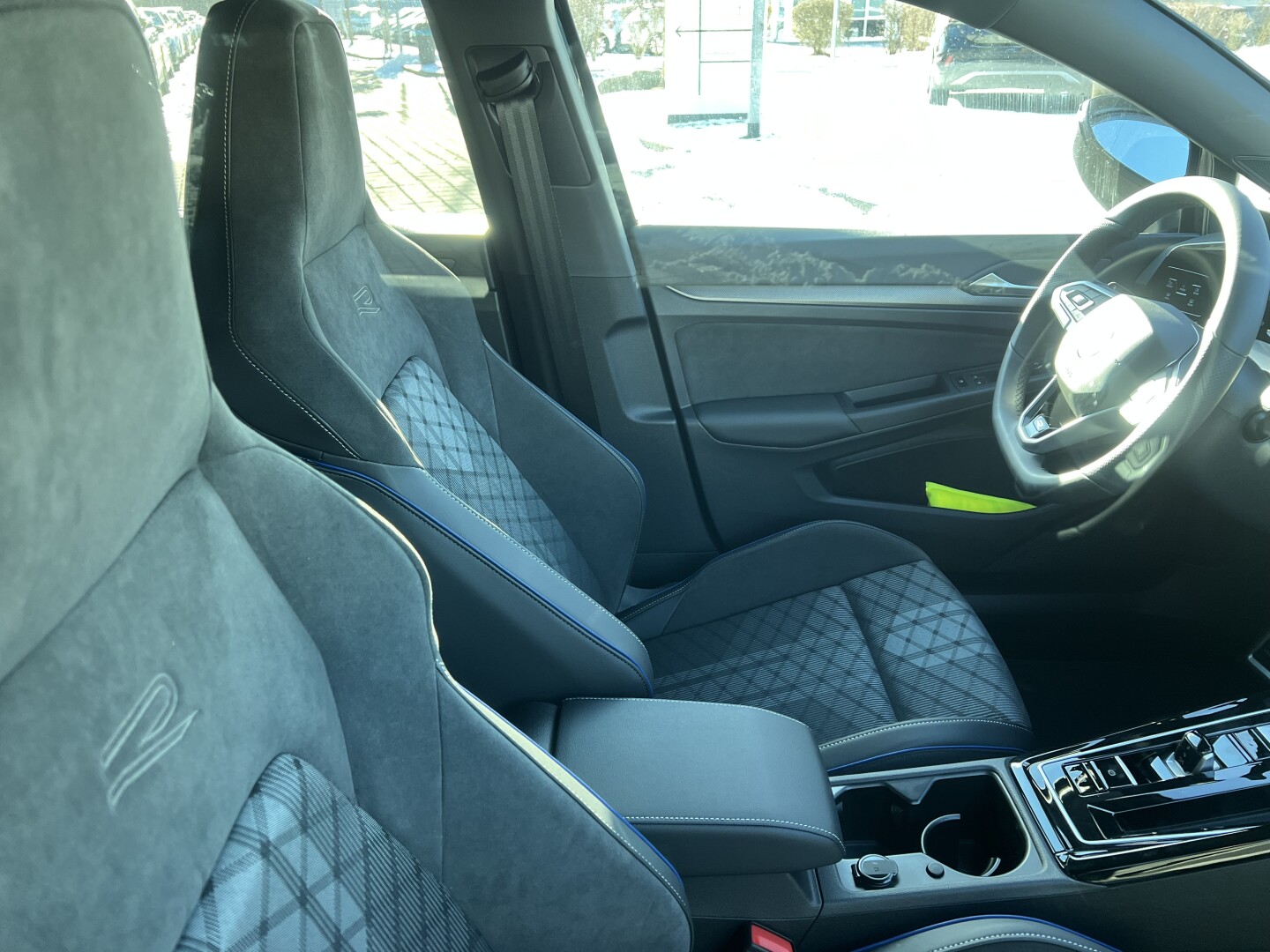 VW Golf 8 R-Line 1.5eTSI DSG Black-Paket IQ-Licht З Німеччини (130147)