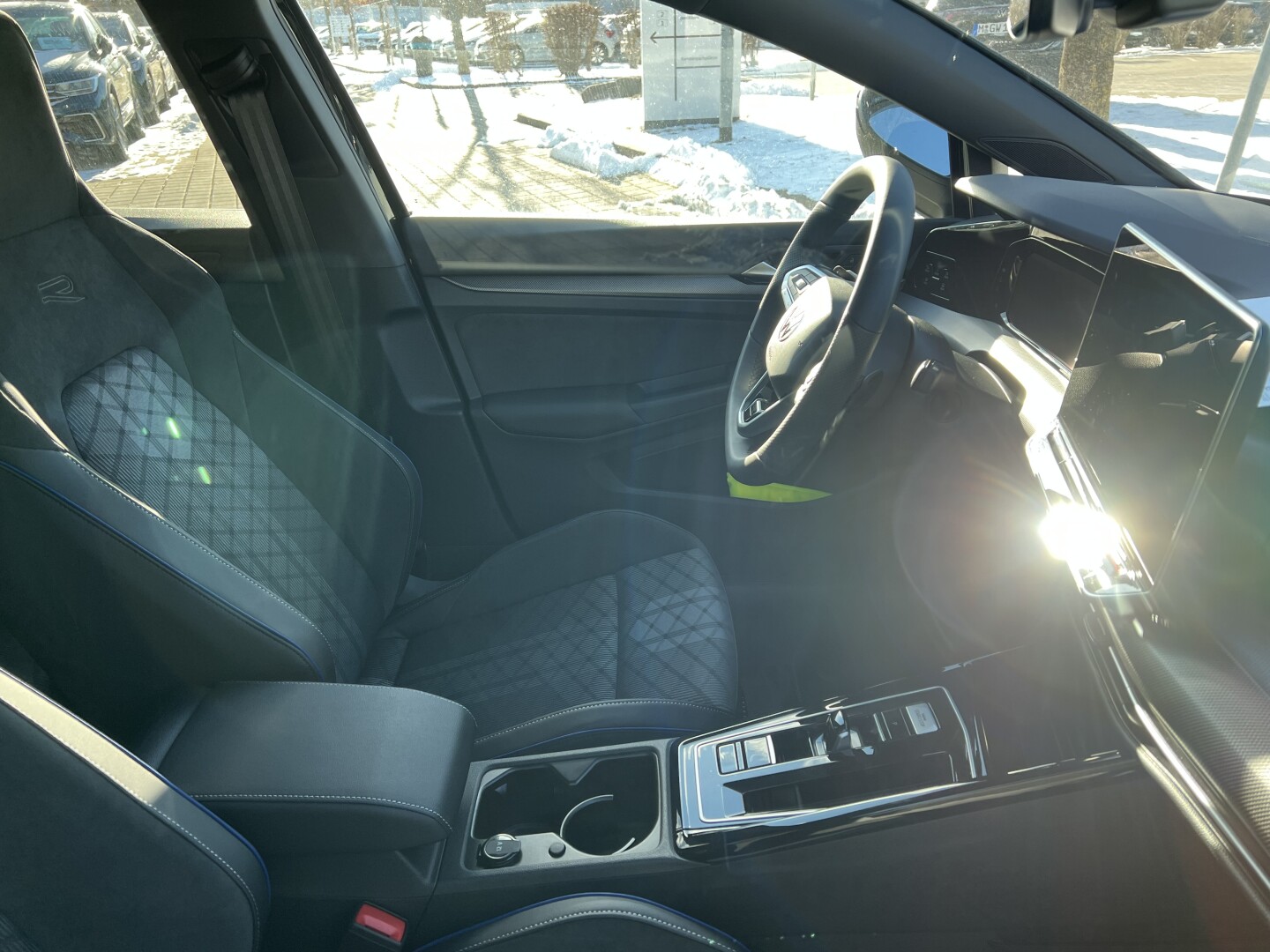 VW Golf 8 R-Line 1.5eTSI DSG Black-Paket IQ-Licht З Німеччини (130145)