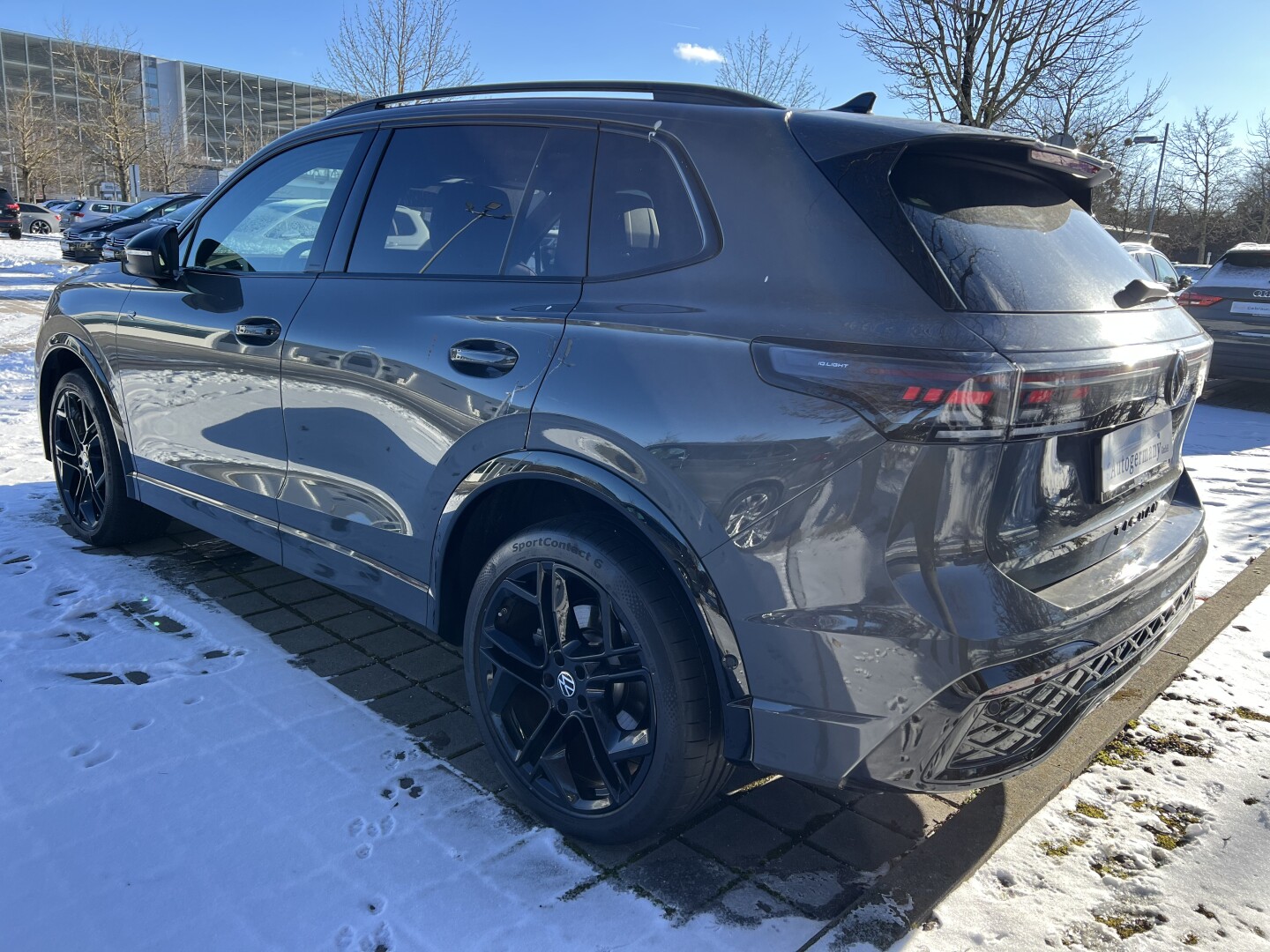 VW Tiguan 2.0TDI R-Line 193PS 4Motion Black-Paket Из Германии (130261)