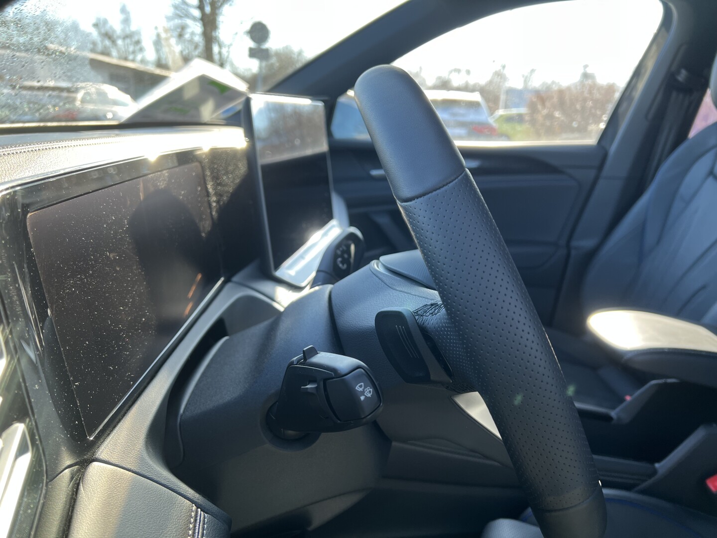 VW Tiguan 2.0TDI R-Line 193PS 4Motion Black-Paket Из Германии (130258)