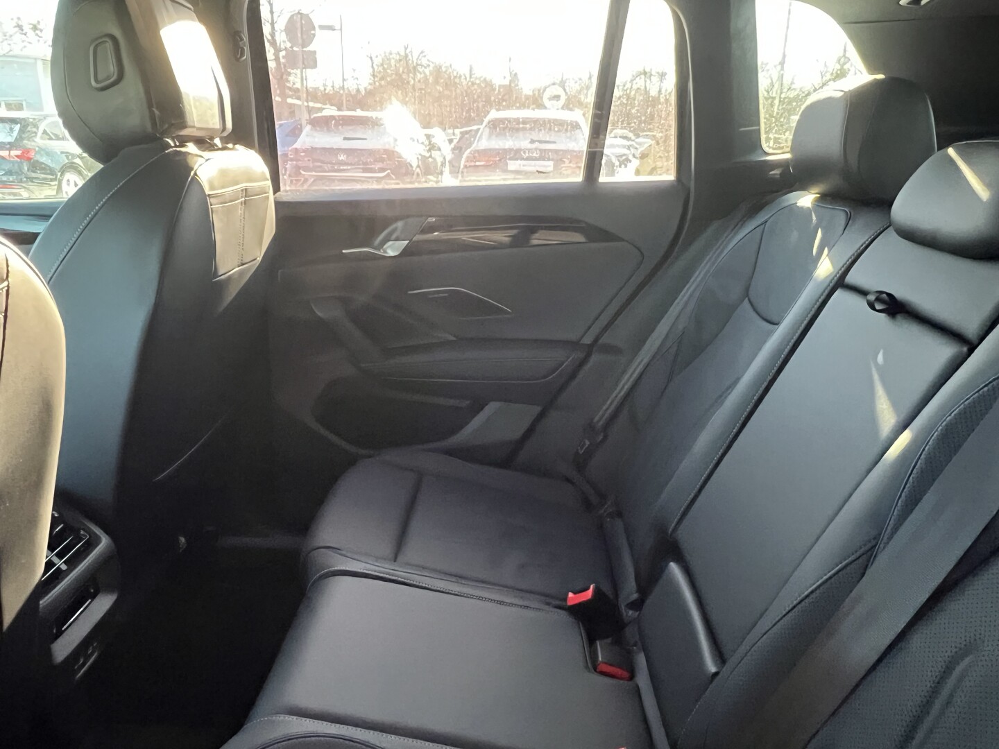 VW Tiguan 2.0TDI R-Line 193PS 4Motion Black-Paket Из Германии (130262)