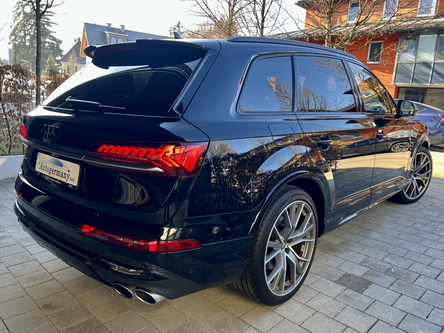 Audi SQ7 4.0TDI 435PS Black-Paket B&O Matrix 7-Seats З Німеччини (130397)