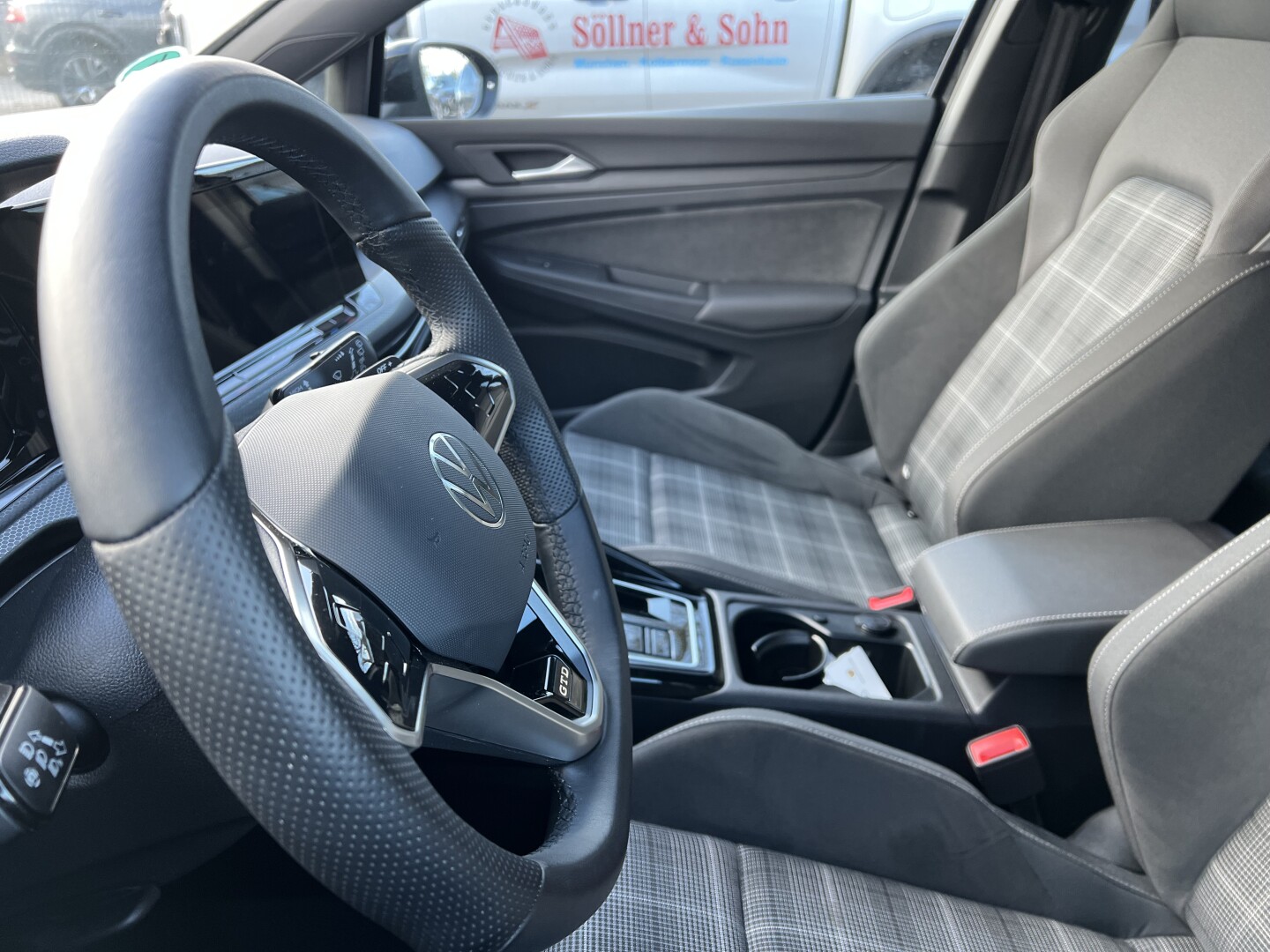 VW Golf 8 GTD 2.0 TDI 200PS DSG IQ-LED З Німеччини (130532)