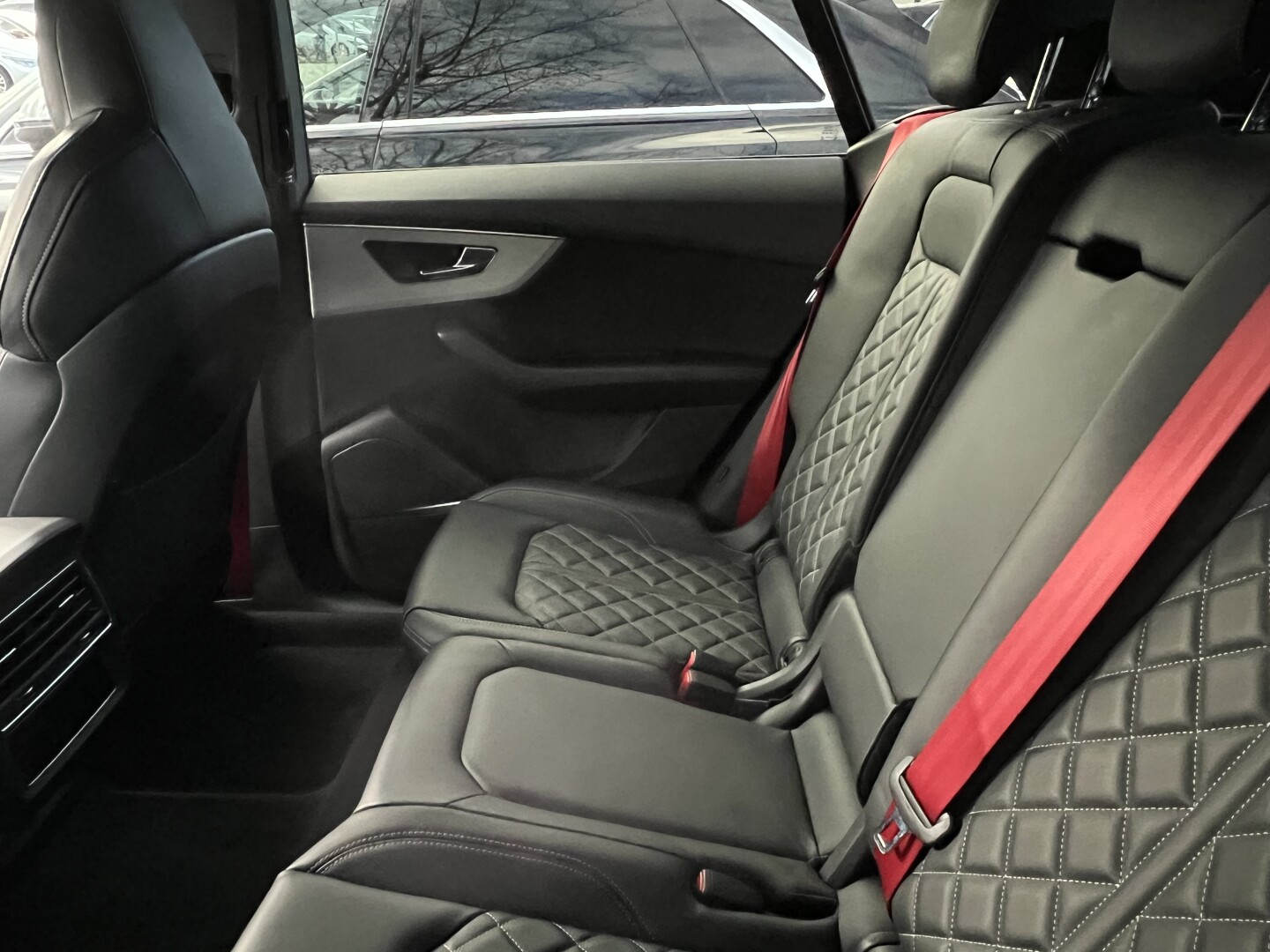 Audi Q8 Quattro 50TDI S-Line Black-Paket Matrix Из Германии (130612)