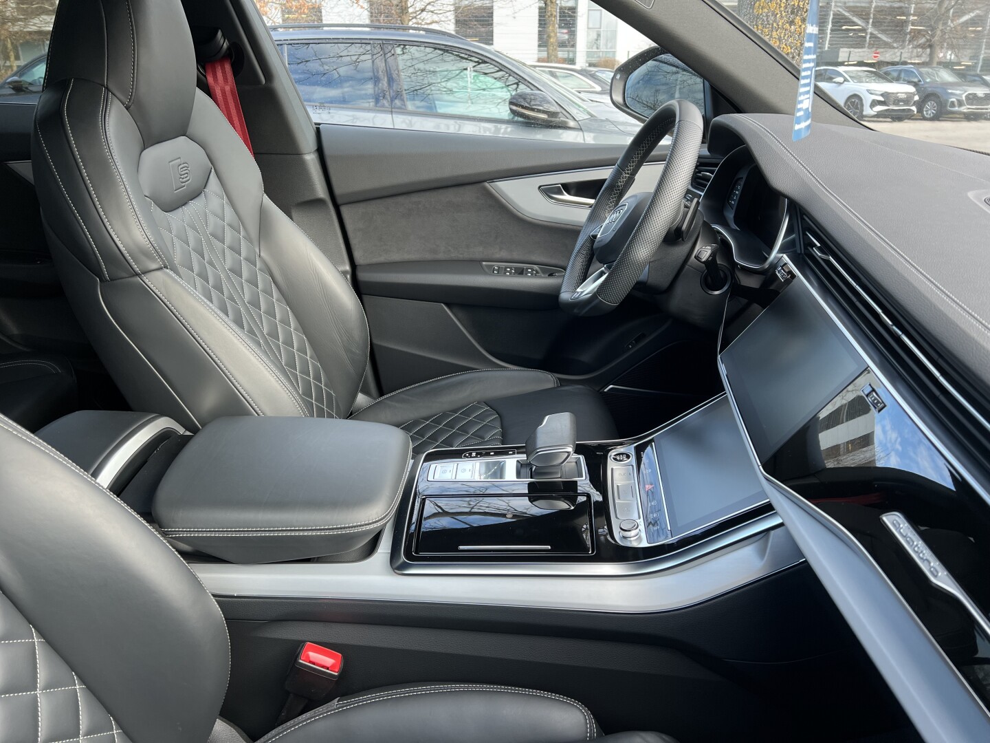 Audi Q8 Quattro 50TDI S-Line Black-Paket Matrix Из Германии (130596)