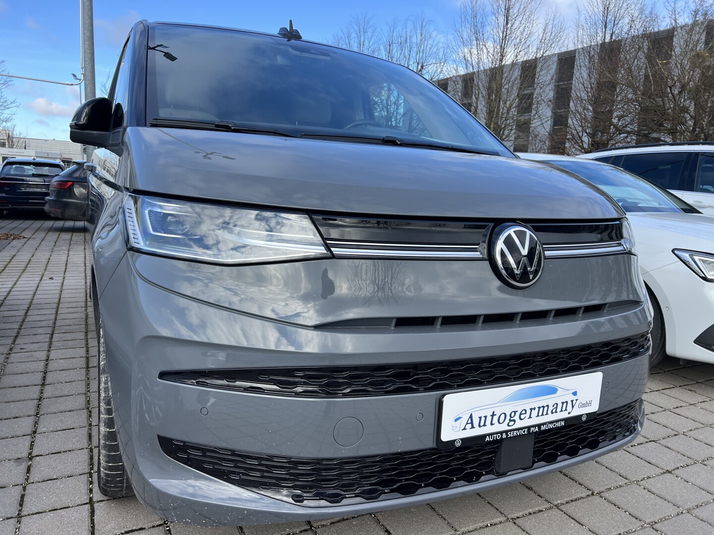 VW Multivan 2.0 TDI Lang DSG Edition LED Из Германии (130626)