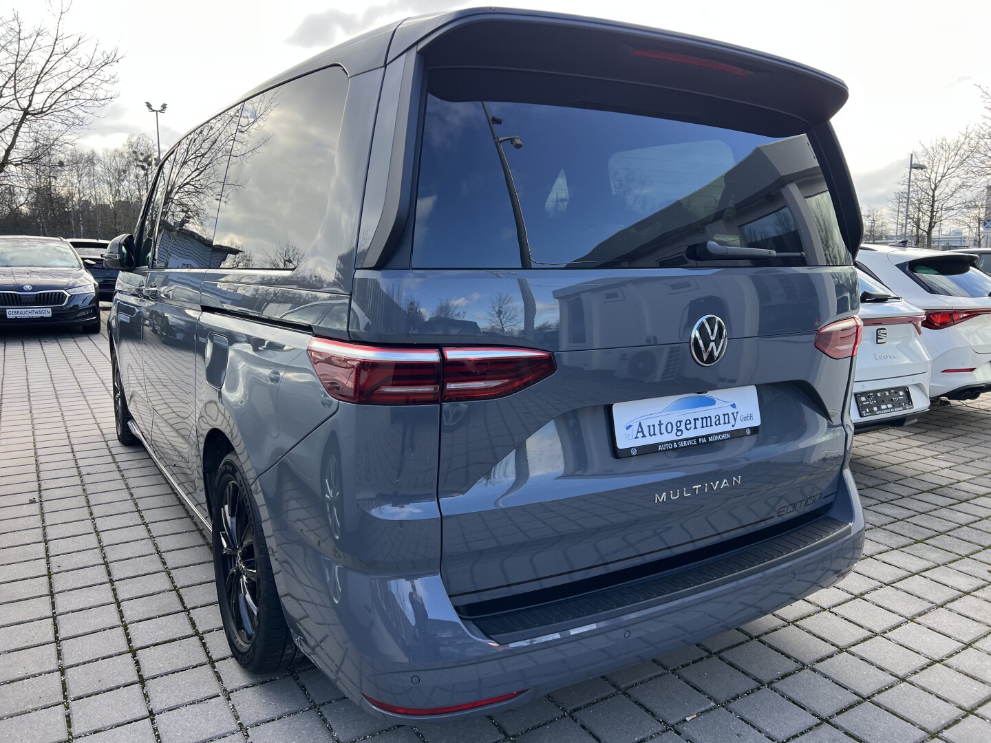 VW Multivan 2.0 TDI Lang DSG Edition LED Из Германии (130639)