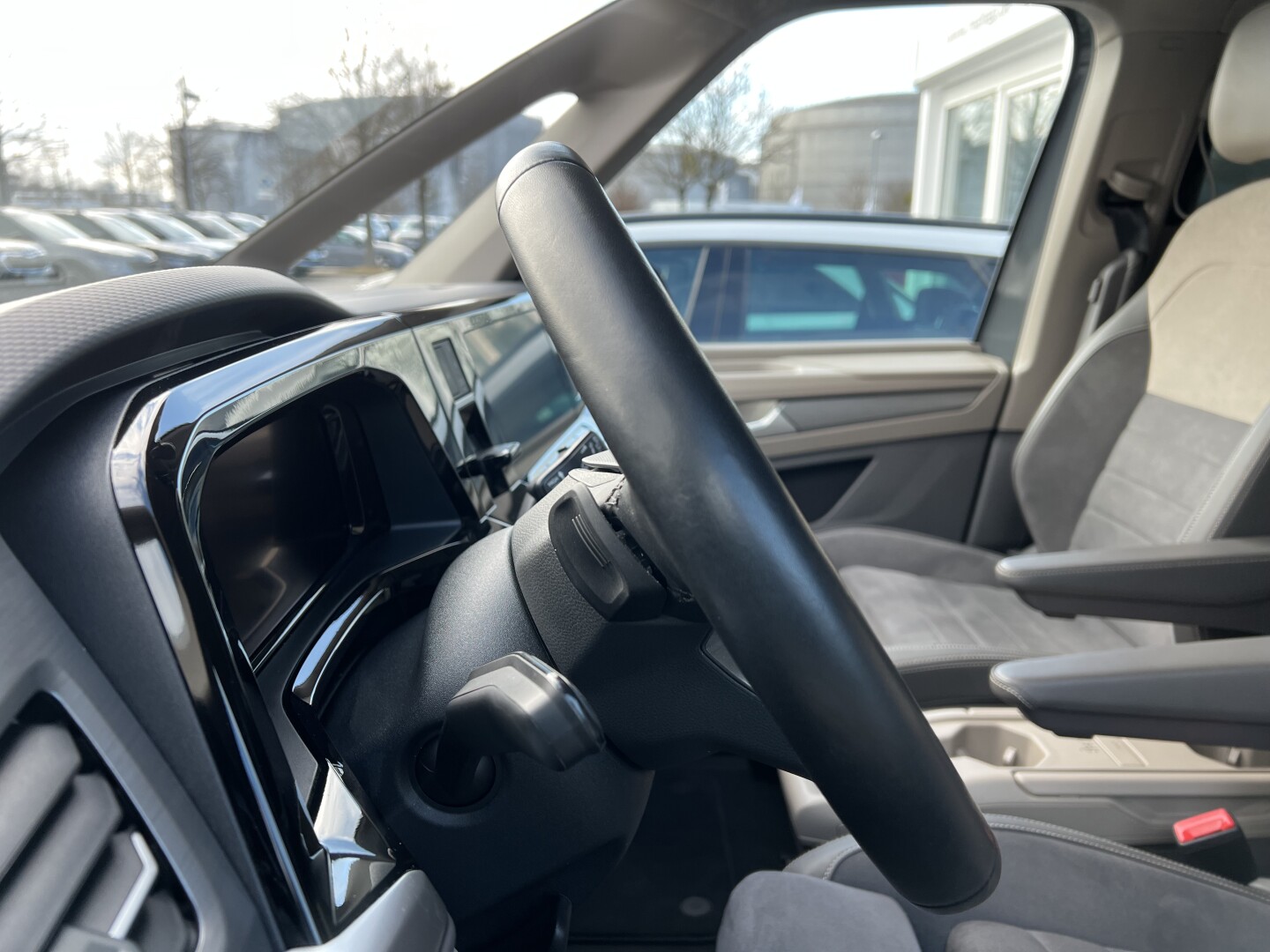 VW Multivan 2.0 TDI Lang DSG Edition LED Из Германии (130629)