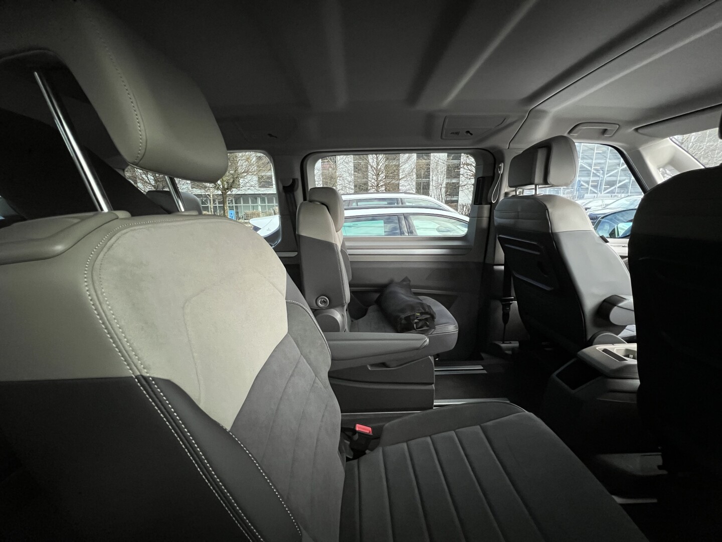 VW Multivan 2.0 TDI Lang DSG Edition LED Из Германии (130619)