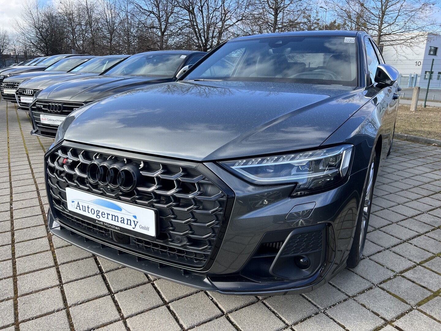 Audi S8 4.0TFSI 571PS Quattro Matrix B&O Black-Paket З Німеччини (130666)