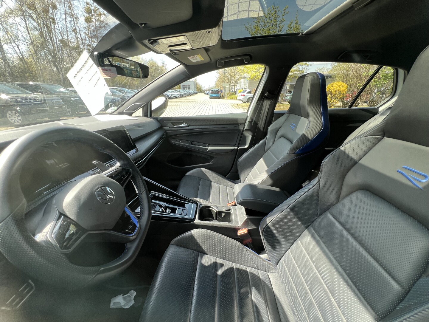 VW Golf 8 R 4Motion 320PS DSG Black-Edition  З Німеччини (130841)