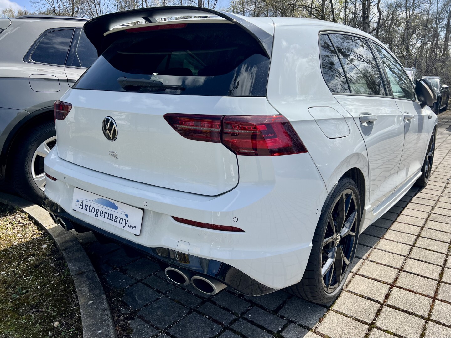 VW Golf 8 R 4Motion 320PS DSG Black-Edition  З Німеччини (130849)