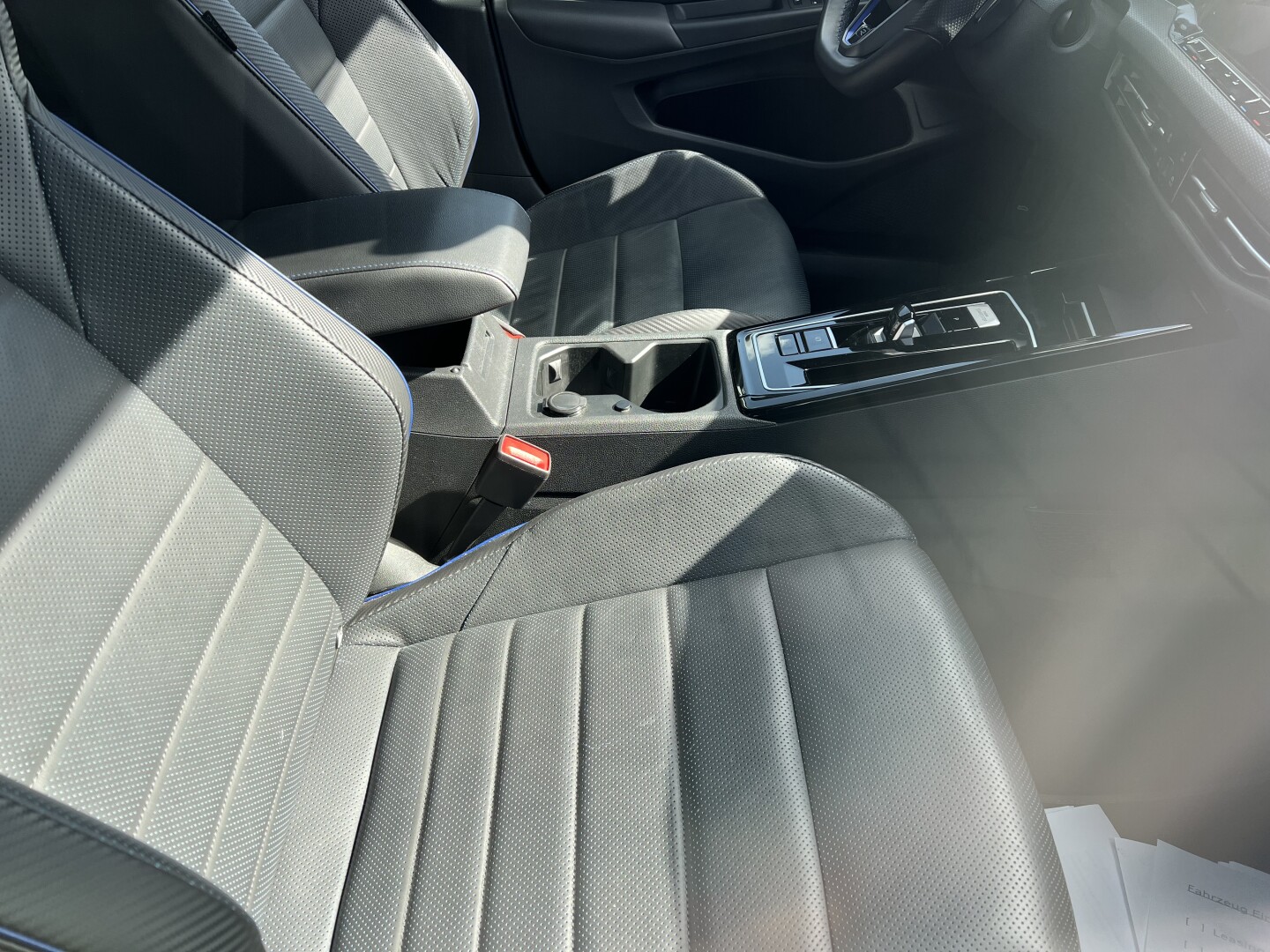 VW Golf 8 R 4Motion 320PS DSG Black-Edition  З Німеччини (130854)